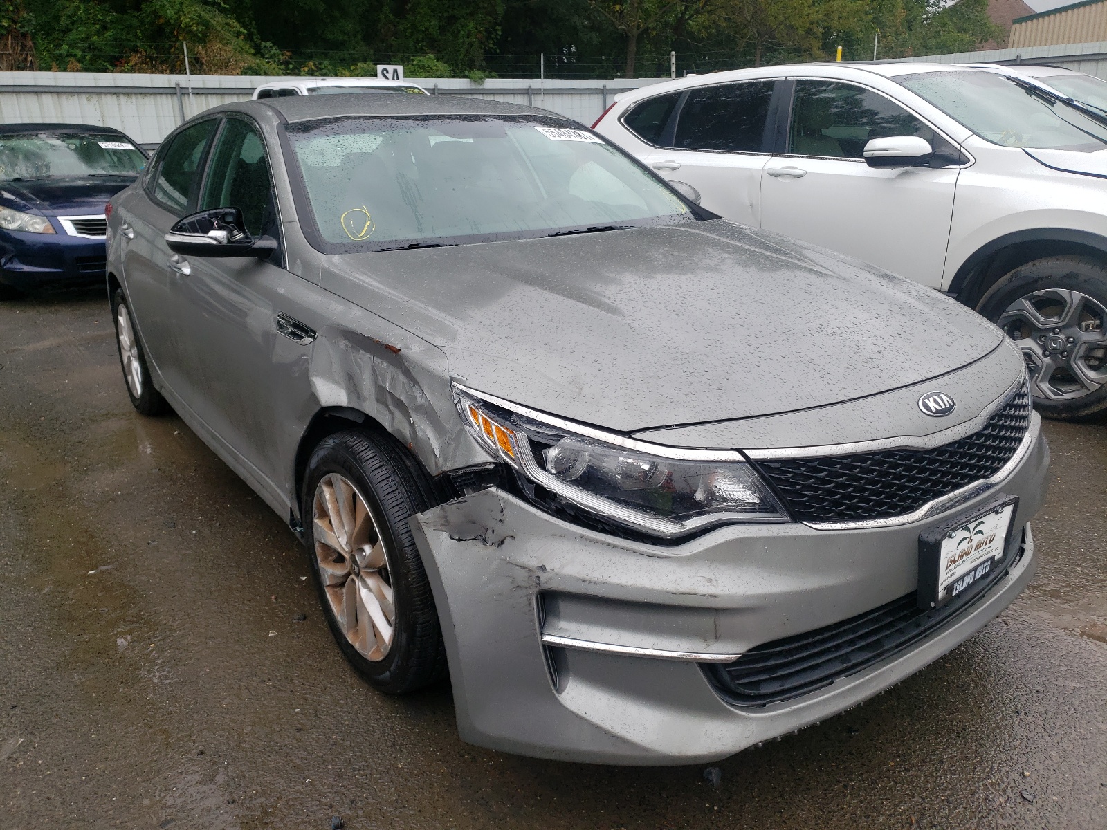 Photo 1 from auction – 2017 KIA OPTIMA LX with VIN 5XXGT4L35HG164700