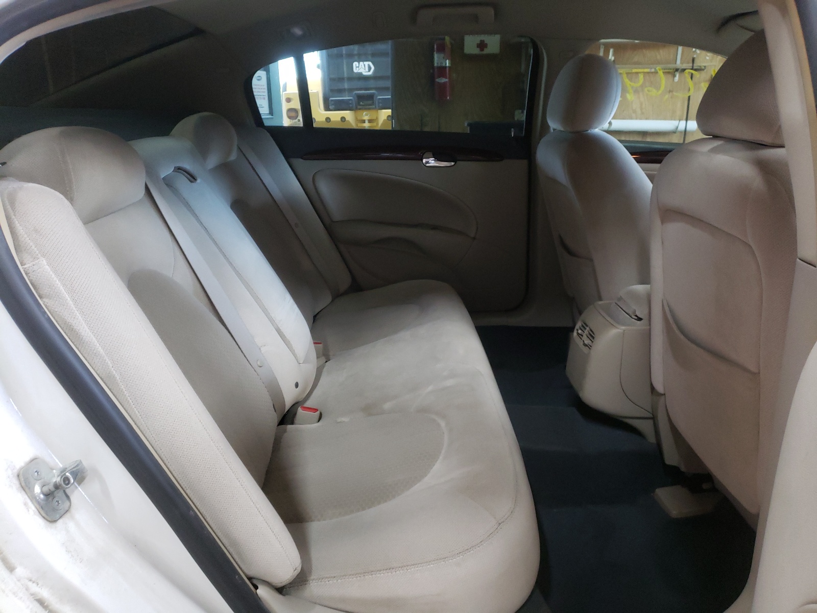 Photo 6 from auction – 2006 BUICK LUCERNE CX with VIN 1G4HP572X6U223887