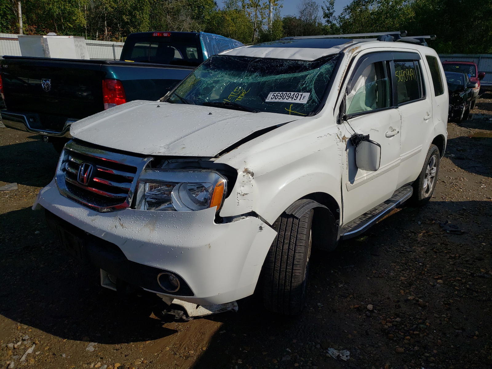 Photo 2 from auction – 2014 HONDA PILOT EXL with VIN 5FNYF4H58EB026847