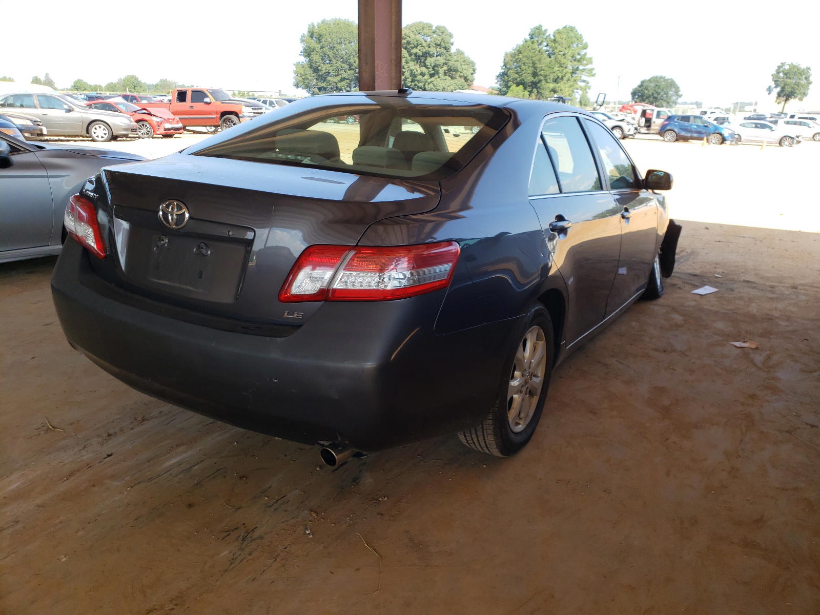 Photo 4 from auction – 2011 TOYOTA CAMRY BASE with VIN 4T4BF3EK7BR140465