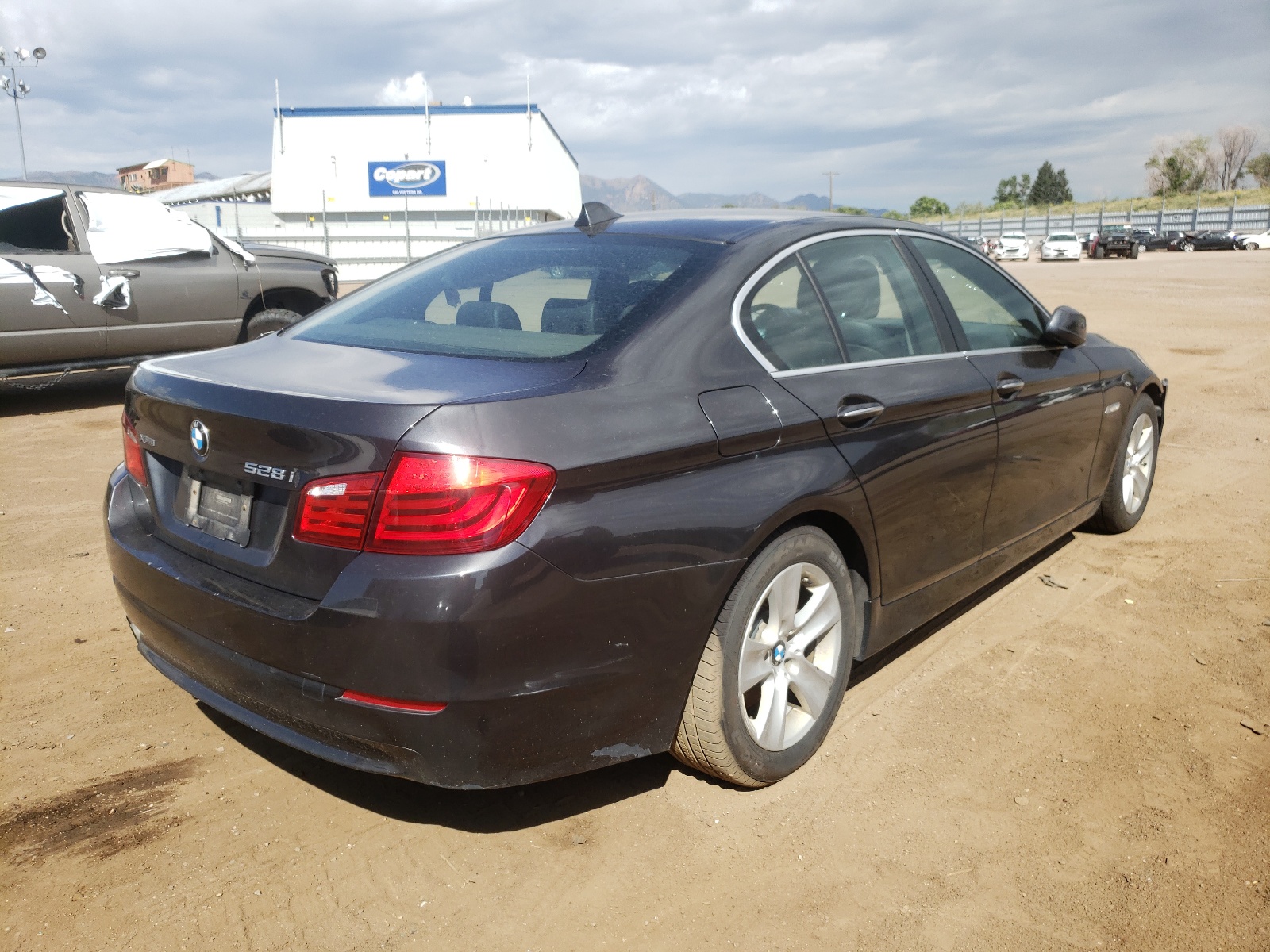 Photo 4 from auction – 2013 BMW 528 XI with VIN WBAXH5C53DD111665