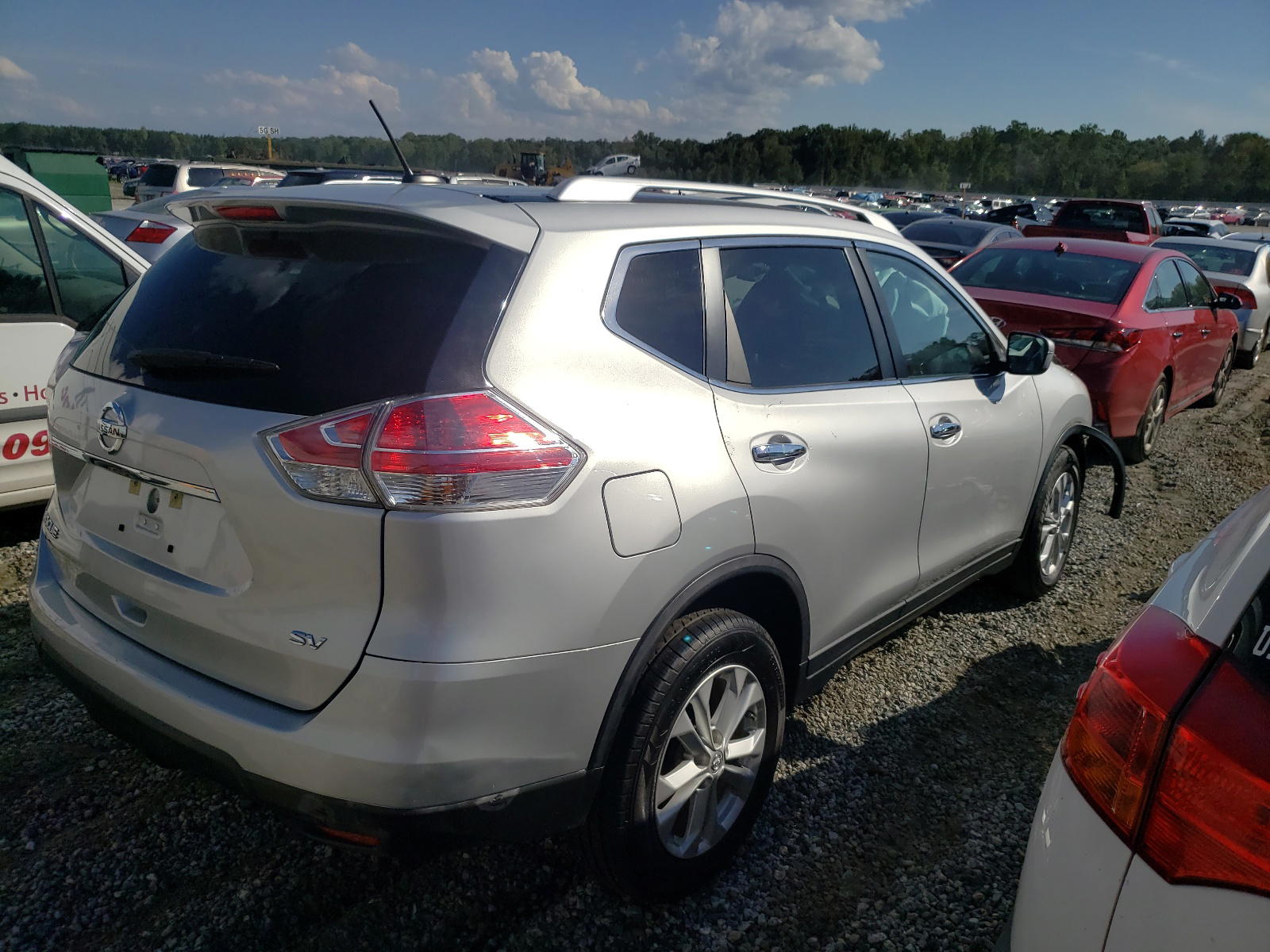 Photo 4 from auction – 2015 NISSAN ROGUE S with VIN KNMAT2MT8FP535590