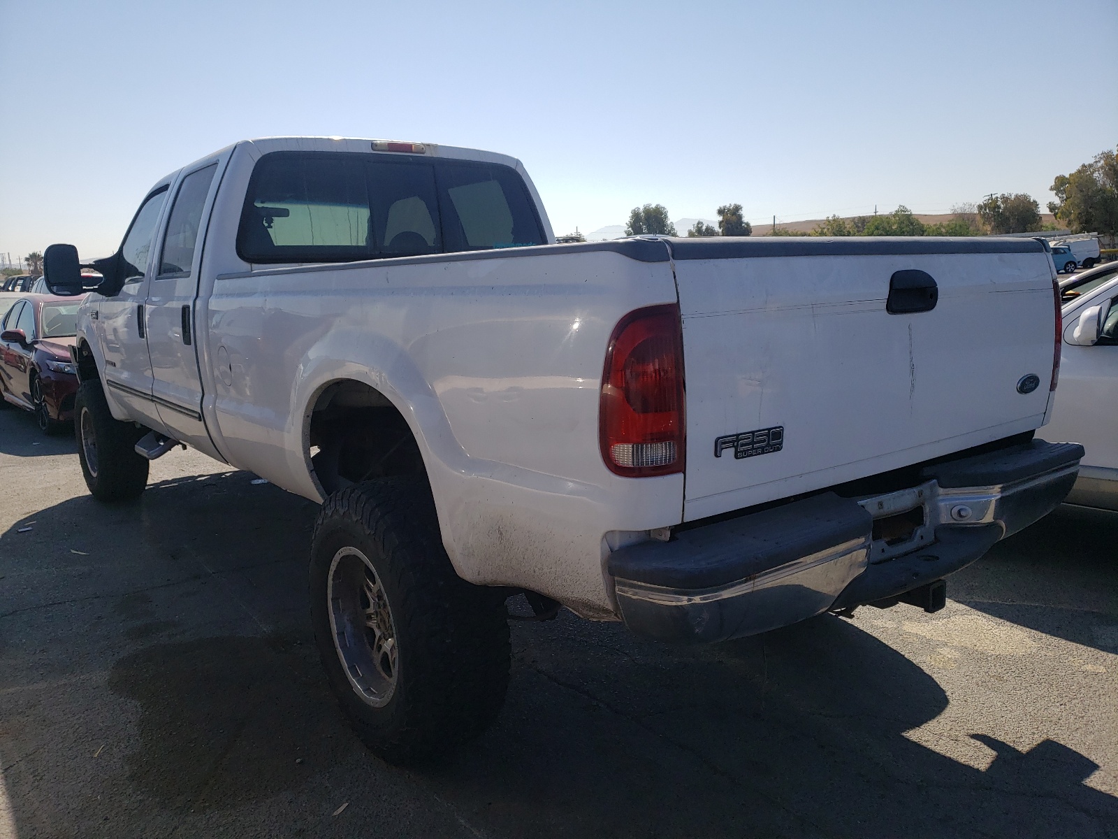 Photo 3 from auction – 2000 FORD F250 SUPER with VIN 1FTNW21F8YEB66073