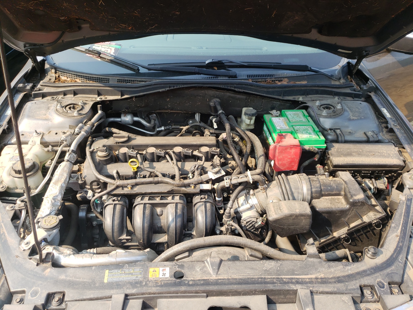 Photo 7 from auction – 2011 FORD FUSION SE with VIN 3FAHP0HA6BR119661