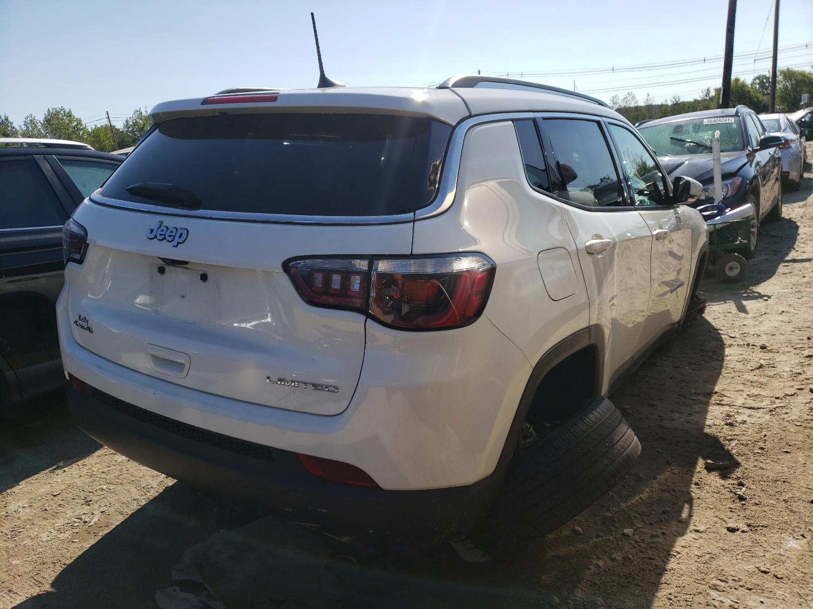 Photo 4 from auction – 2019 JEEP COMPASS LI with VIN 3C4NJDCB7KT639375