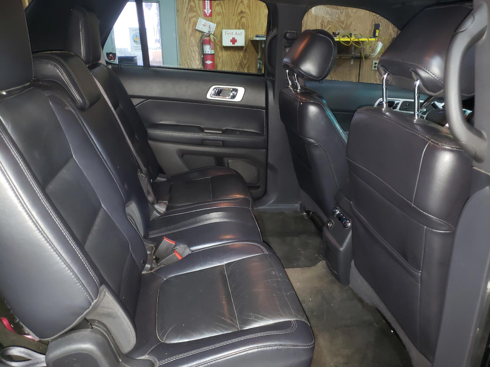 Photo 6 from auction – 2012 FORD EXPLORER X with VIN 1FMHK8D87CGA19972