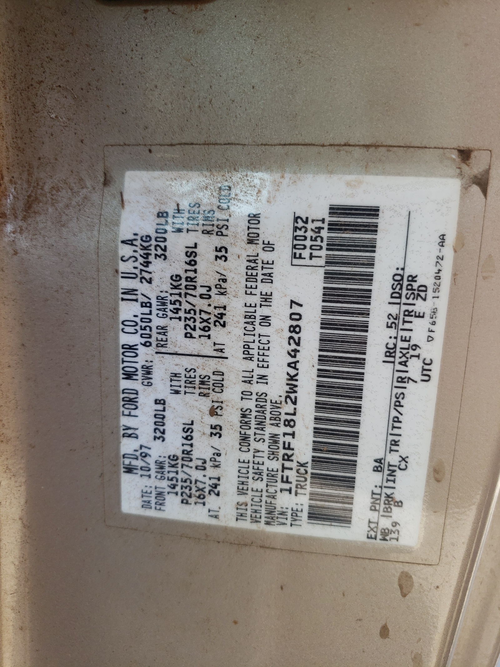 Photo 10 from auction – 1998 FORD F150 with VIN 1FTRF18L2WKA42807
