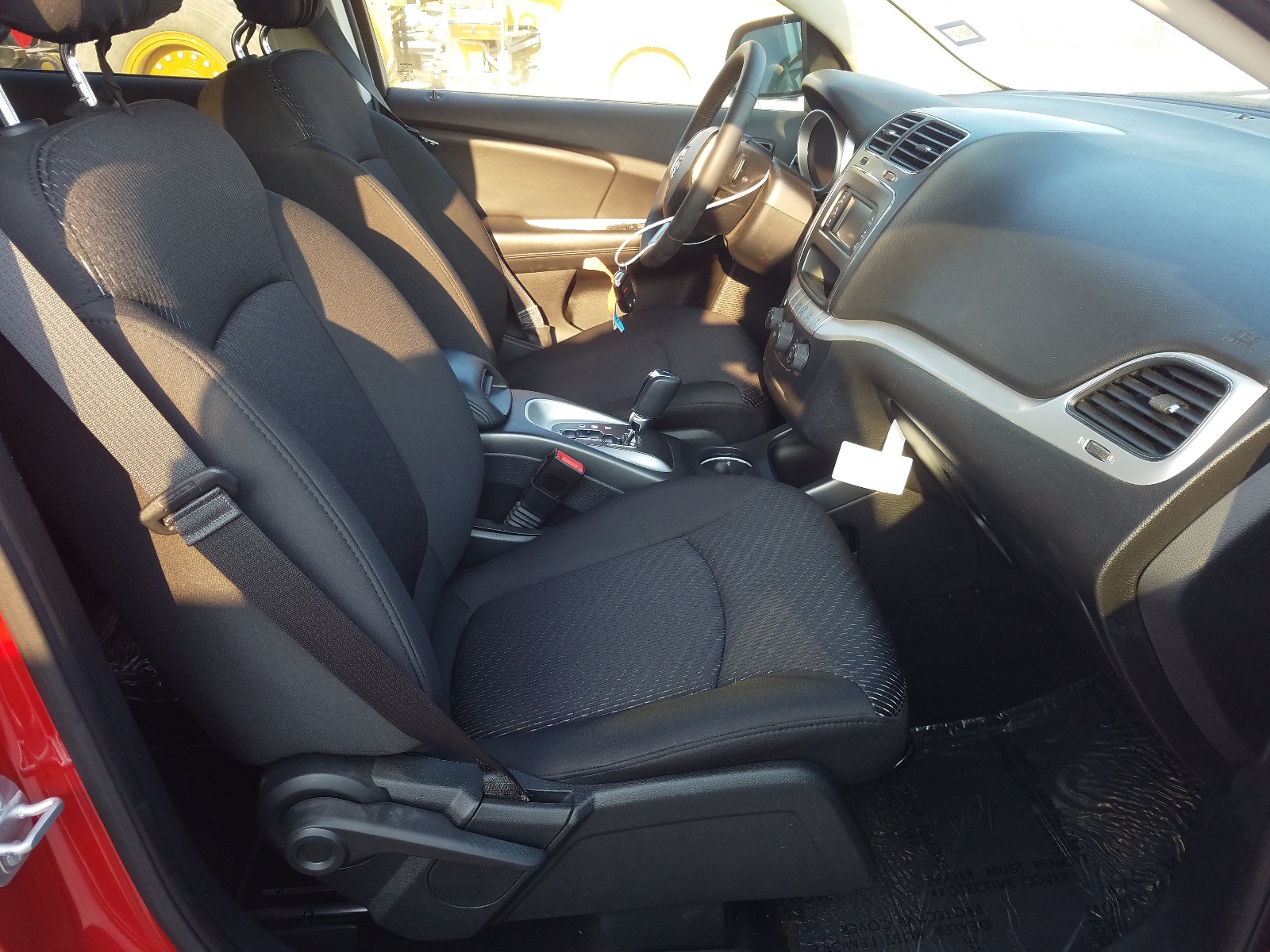 Photo 5 from auction – 2018 DODGE JOURNEY SE with VIN 3C4PDCAB5JT158861