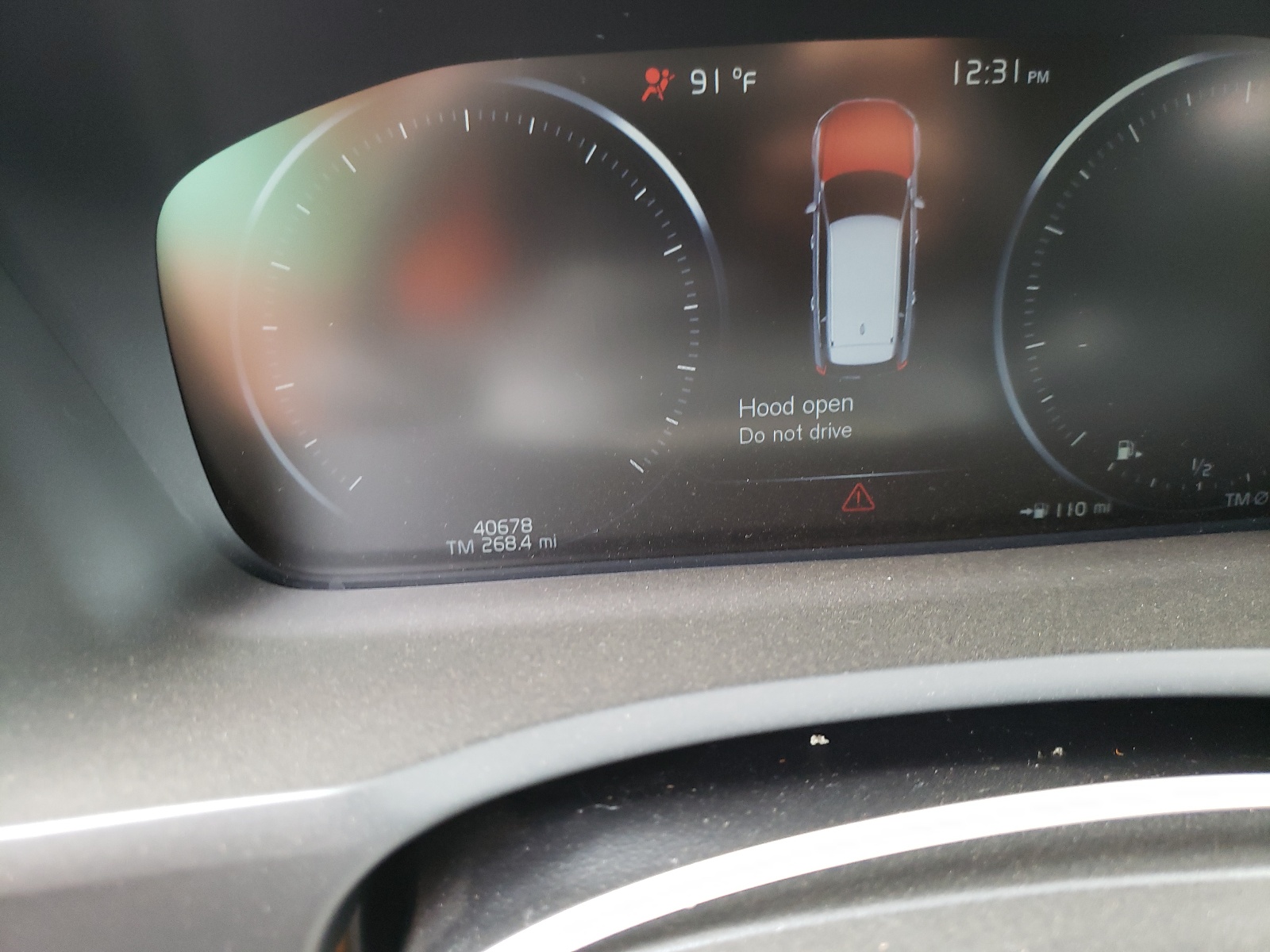 Photo 8 from auction – 2018 VOLVO XC90 T6 with VIN YV4A22PL4J1331733