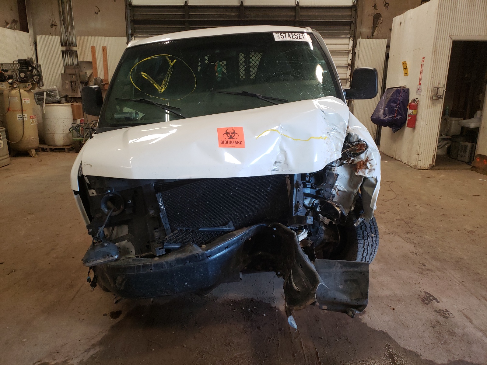 Photo 9 from auction – 2013 CHEVROLET EXPRESS G1 with VIN 1GCSHAF48D1150388