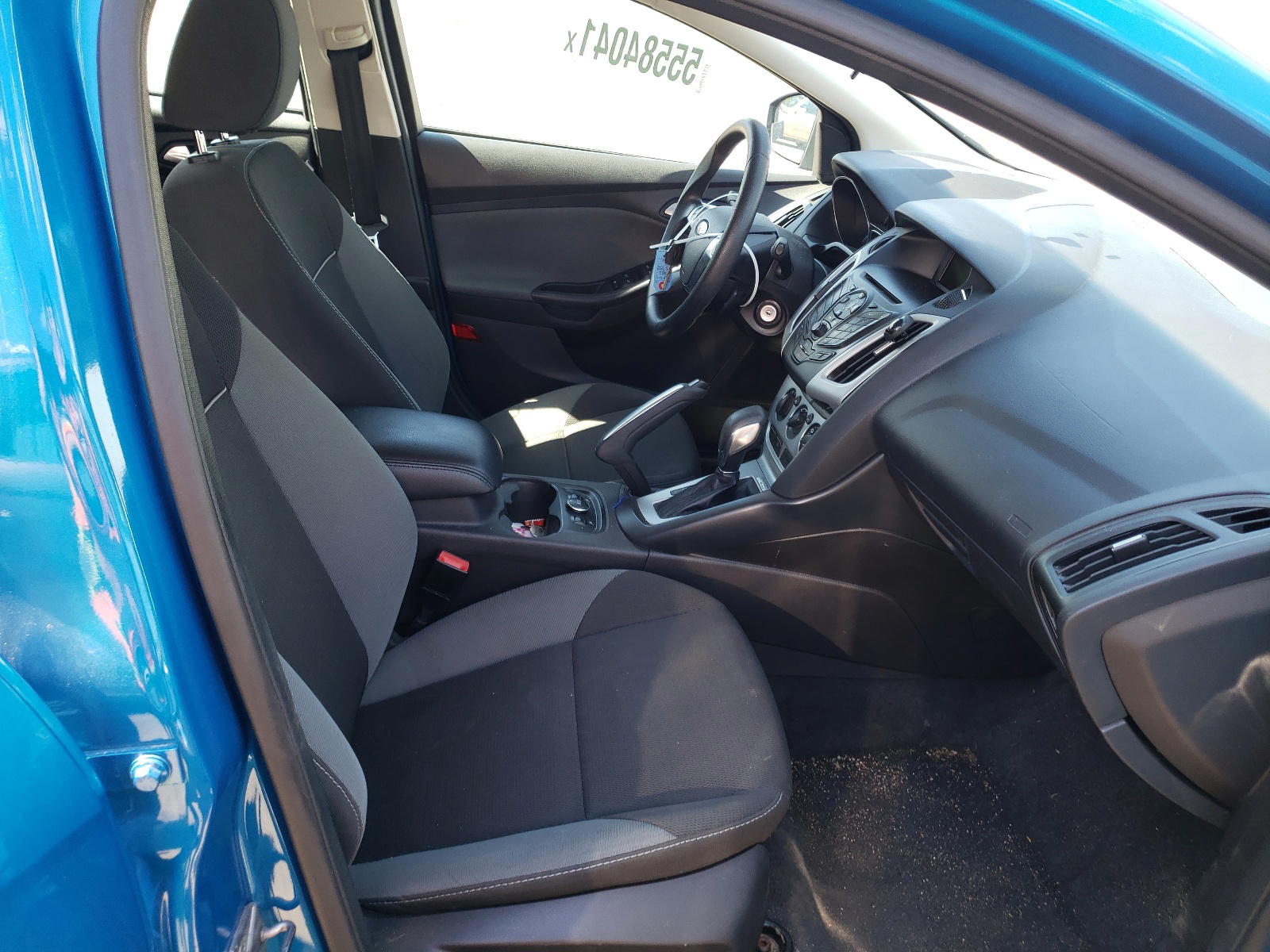 Photo 5 from auction – 2013 FORD FOCUS SE with VIN 1FADP3K23DL186091