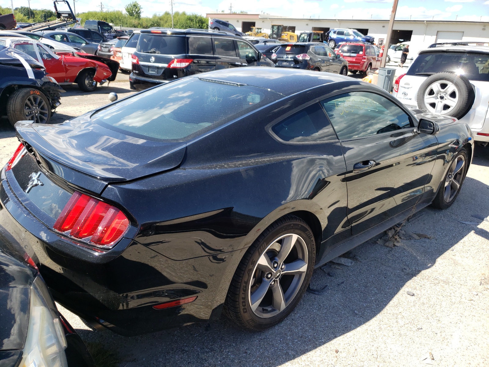 Photo 4 from auction – 2015 FORD MUSTANG with VIN 1FA6P8AM9F5427183