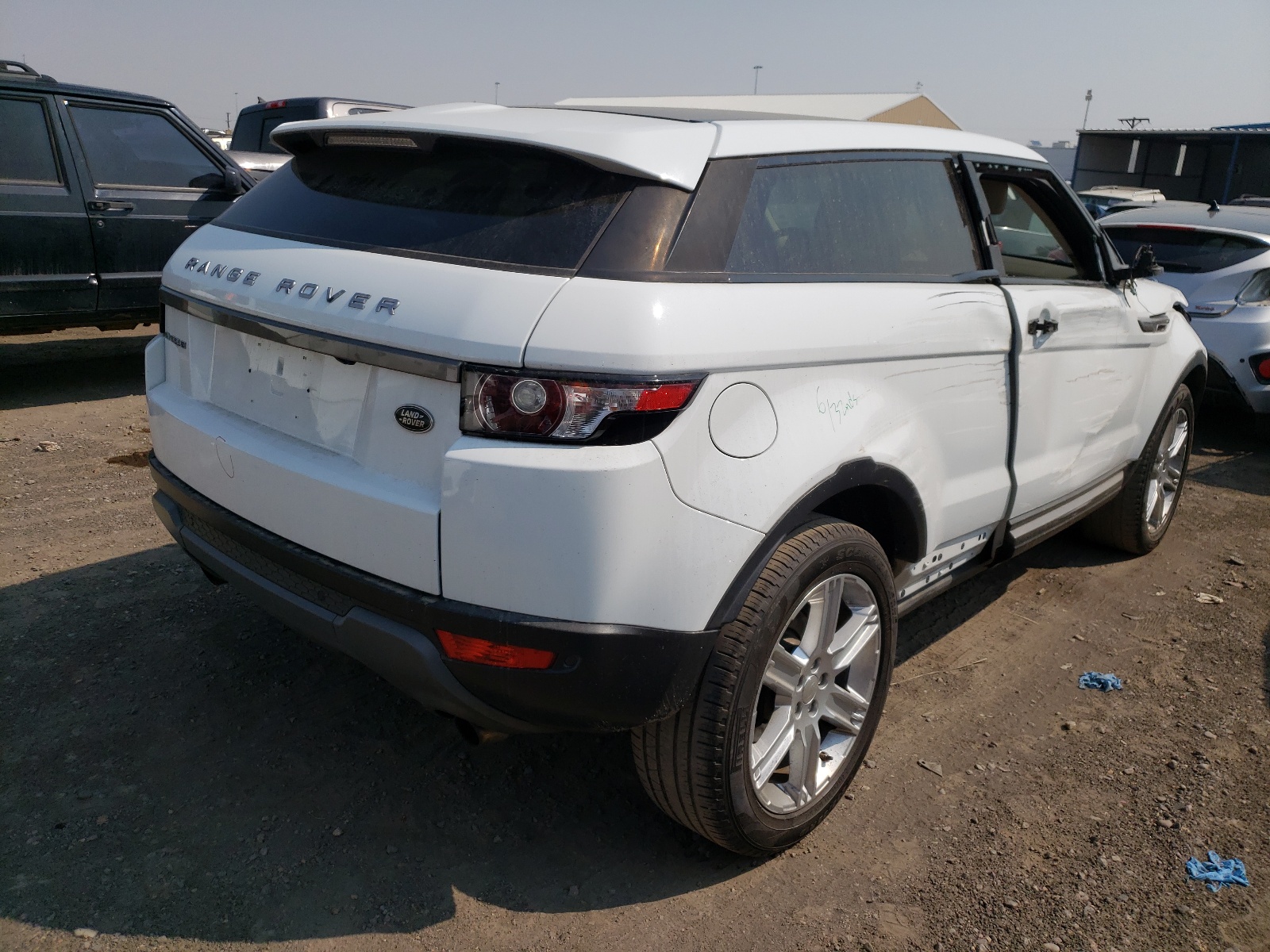 Photo 4 from auction – 2014 LAND ROVER RANGE ROVE with VIN SALVP1BG1EH874599