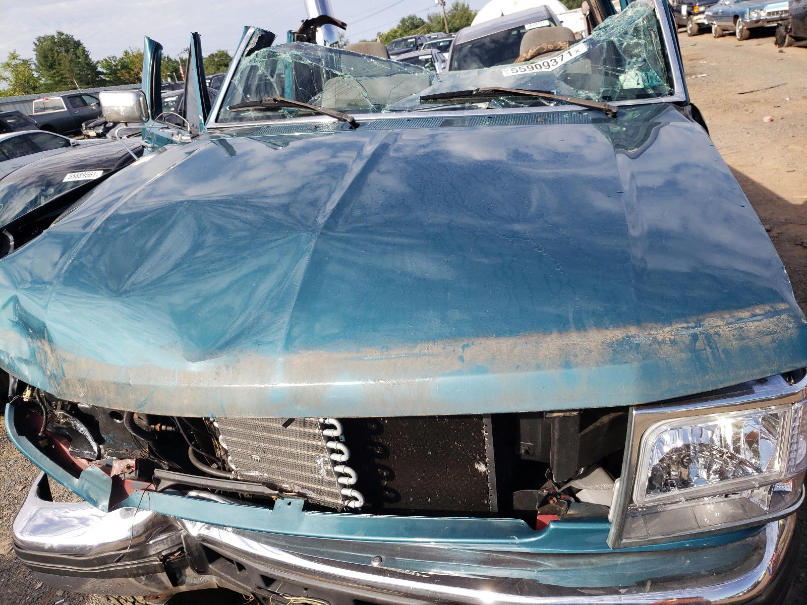 Photo 7 from auction – 1996 FORD F250 with VIN 2FTHF26F4TCA41270