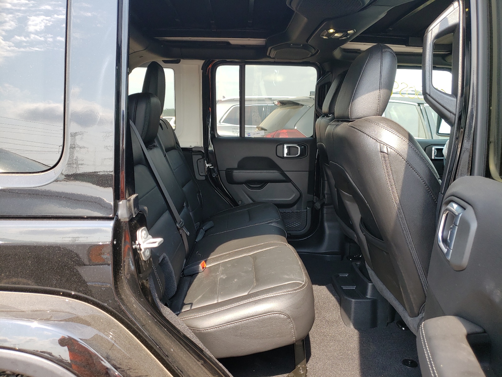 Photo 6 from auction – 2021 JEEP WRANGLER U with VIN 1C4HJXEN7MW769112