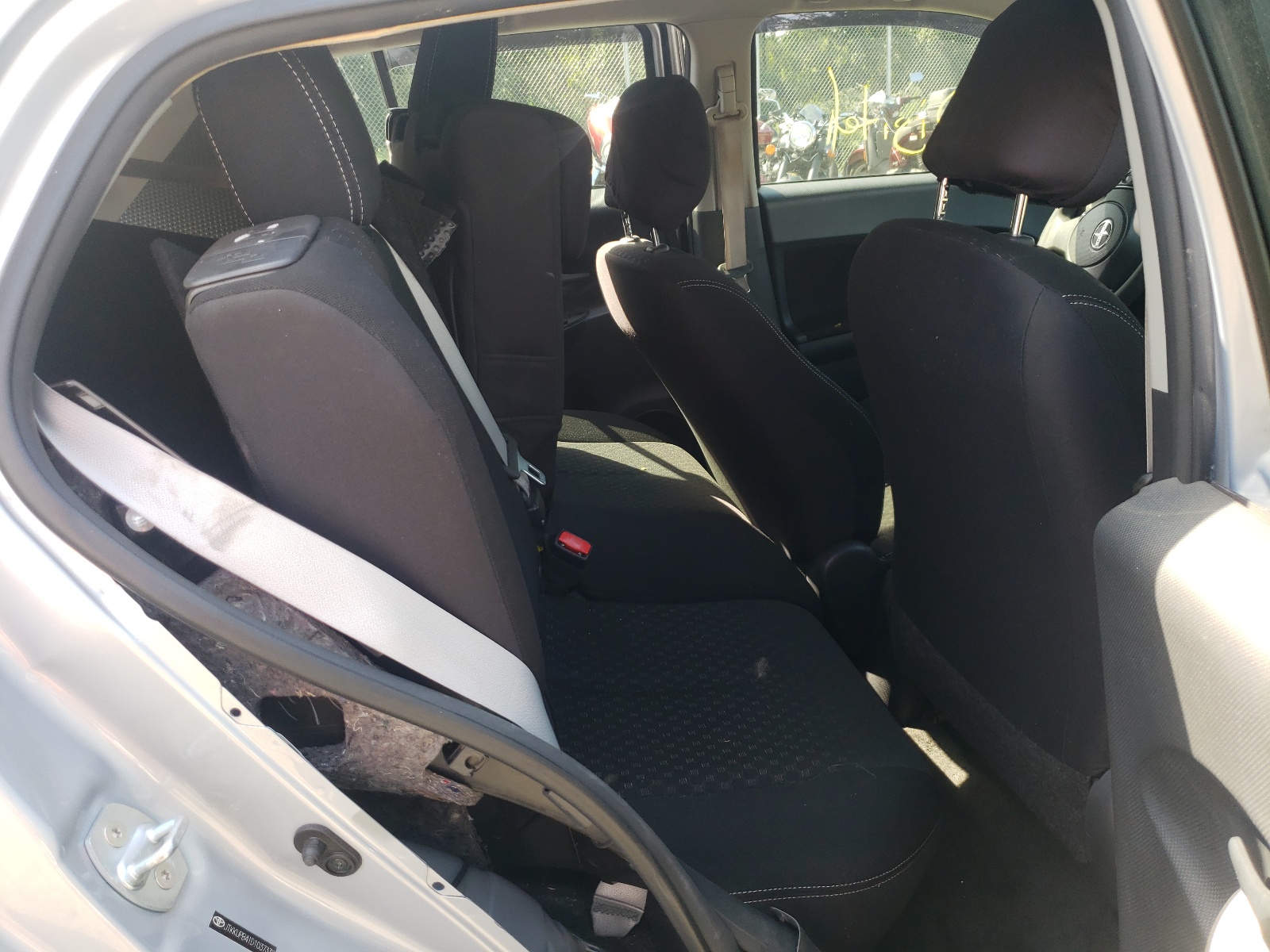 Photo 6 from auction – 2013 TOYOTA SCION XD with VIN JTKKUPB41D1037332