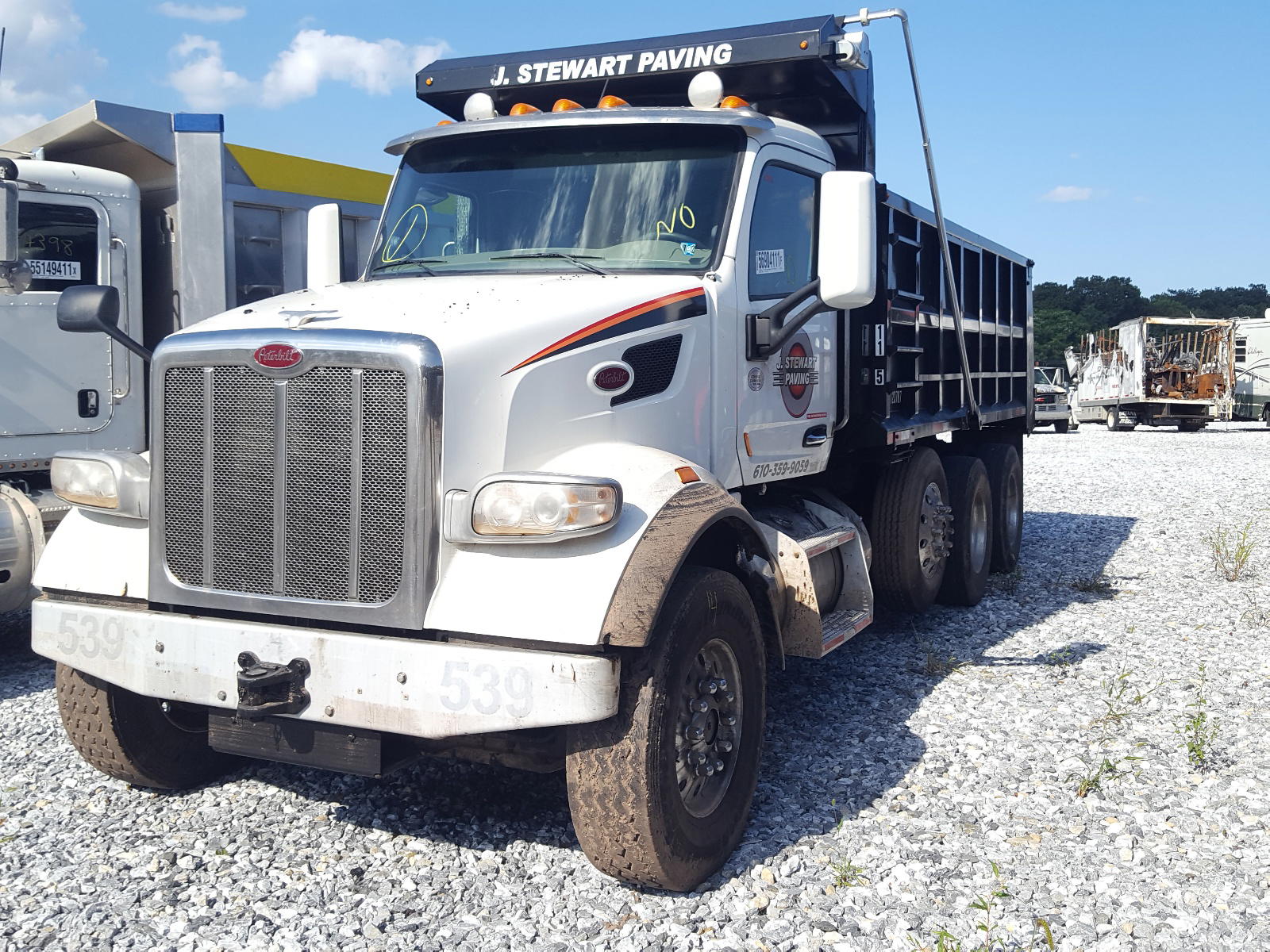 Photo 2 from auction – 2017 PETERBILT 567 with VIN 1NPCXPEX4HD360571