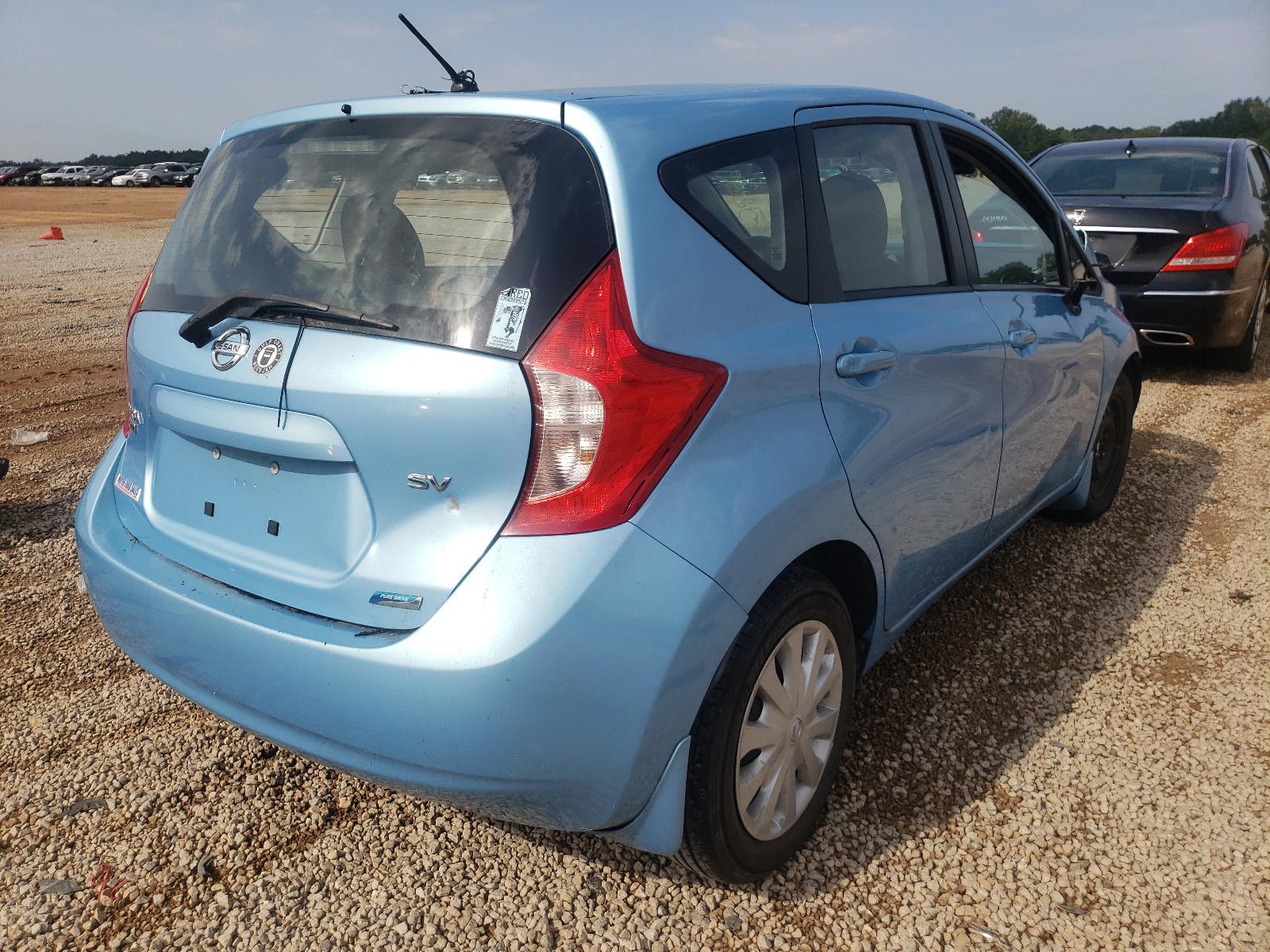 Photo 4 from auction – 2015 NISSAN VERSA NOTE with VIN 3N1CE2CP8FL353751