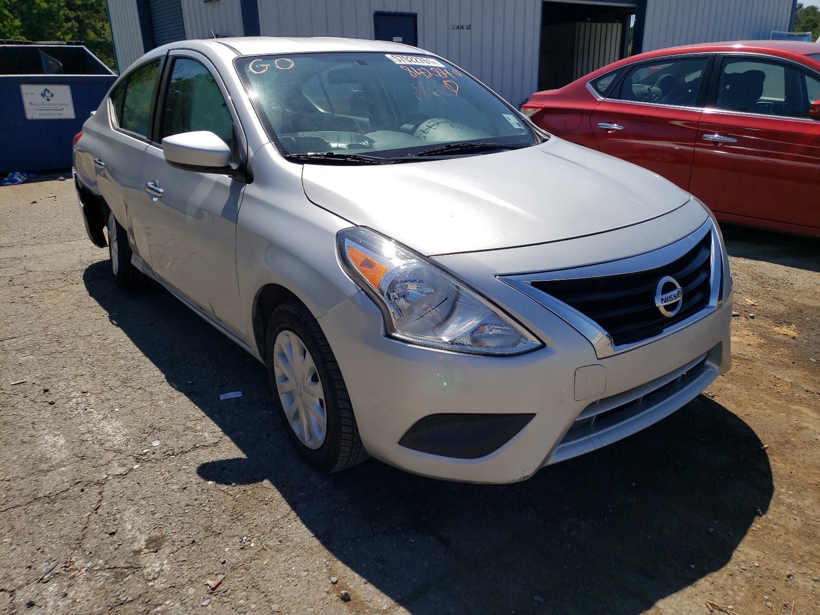 NISSAN VERSA S 2019 with VIN 3N1CN7AP6KL842840 - Photo from auction
