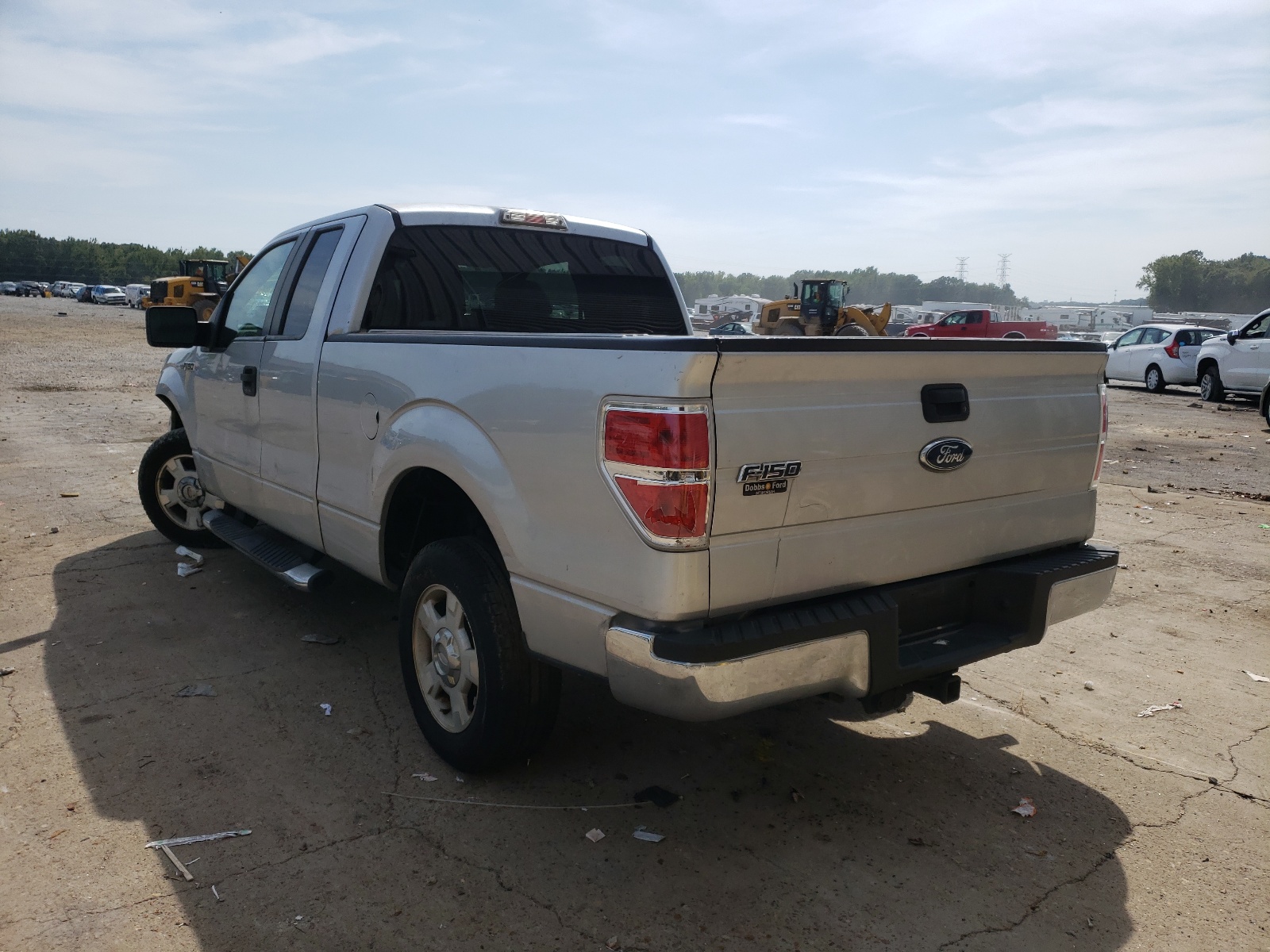 Photo 3 from auction – 2010 FORD F150 SUPER with VIN 1FTEX1C85AFA76658