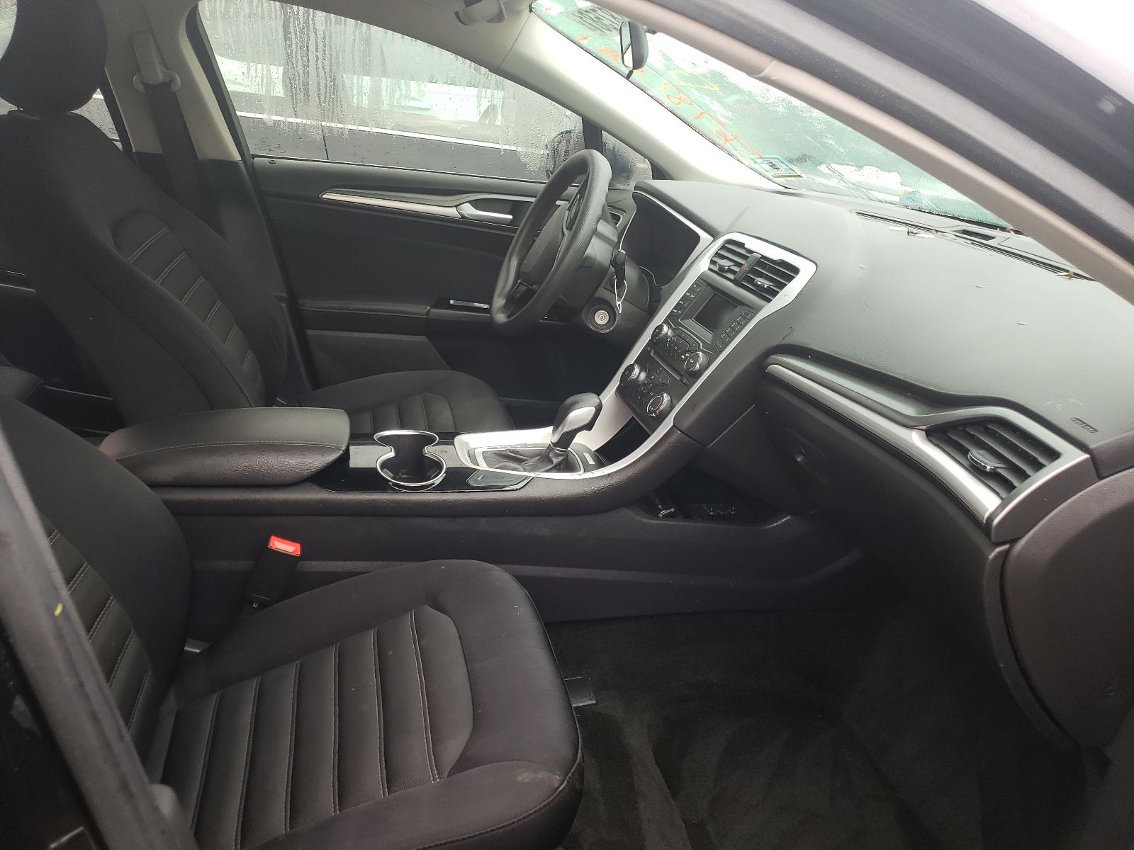 Photo 5 from auction – 2015 FORD FUSION SE with VIN 1FA6P0HD1F5131162