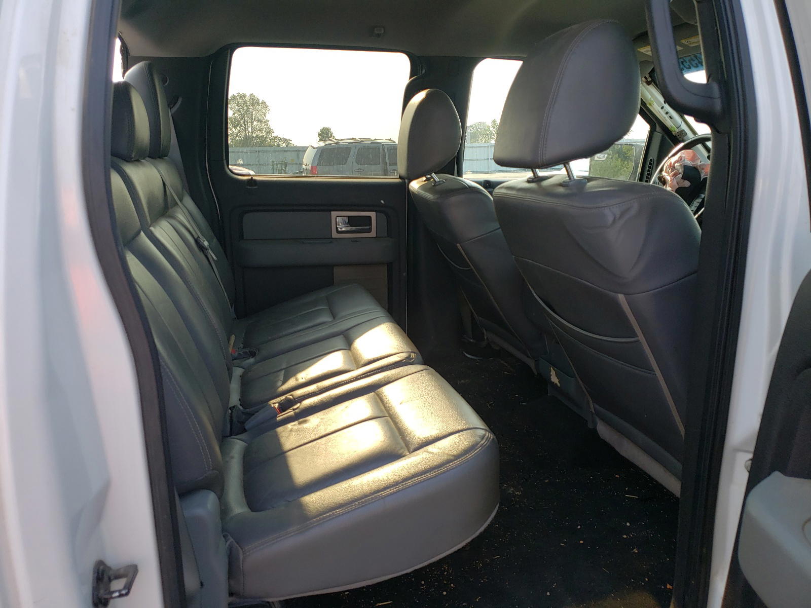Photo 6 from auction – 2011 FORD F150 SUPER with VIN 1FTFW1ET6BFB87908