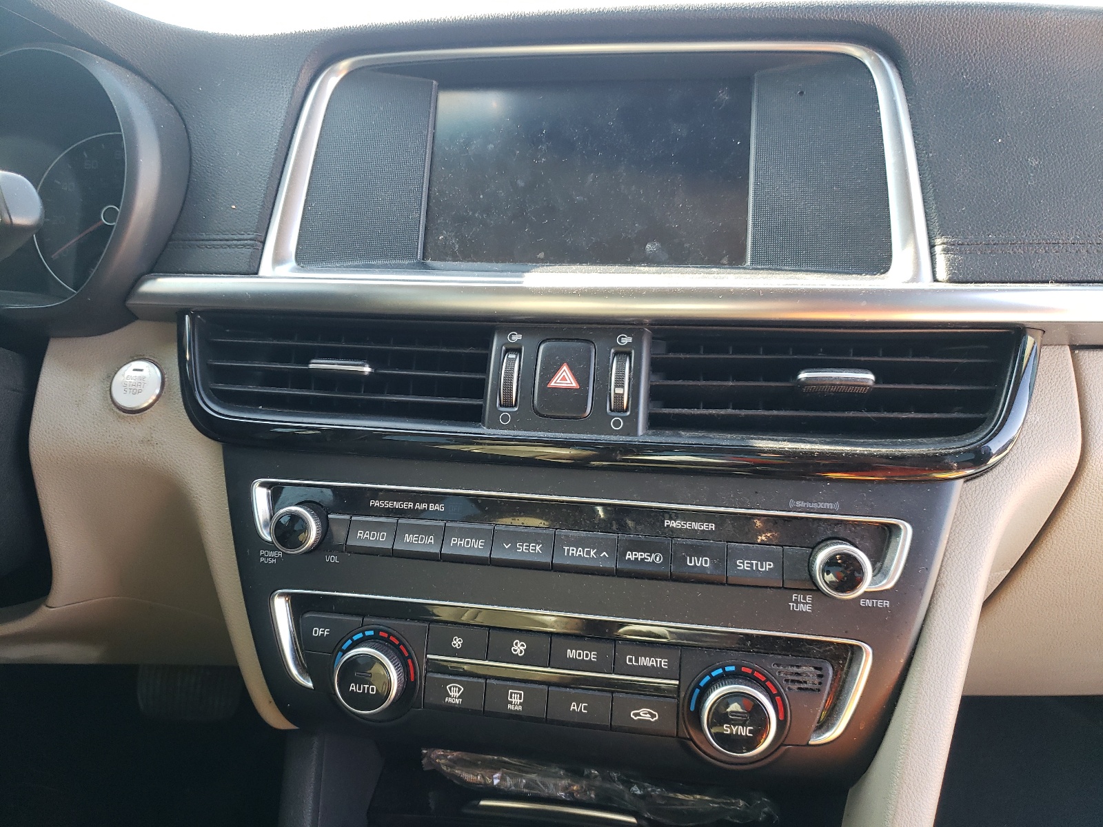 Photo 9 from auction – 2018 KIA OPTIMA EX with VIN 5XXGU4L3XJG199977