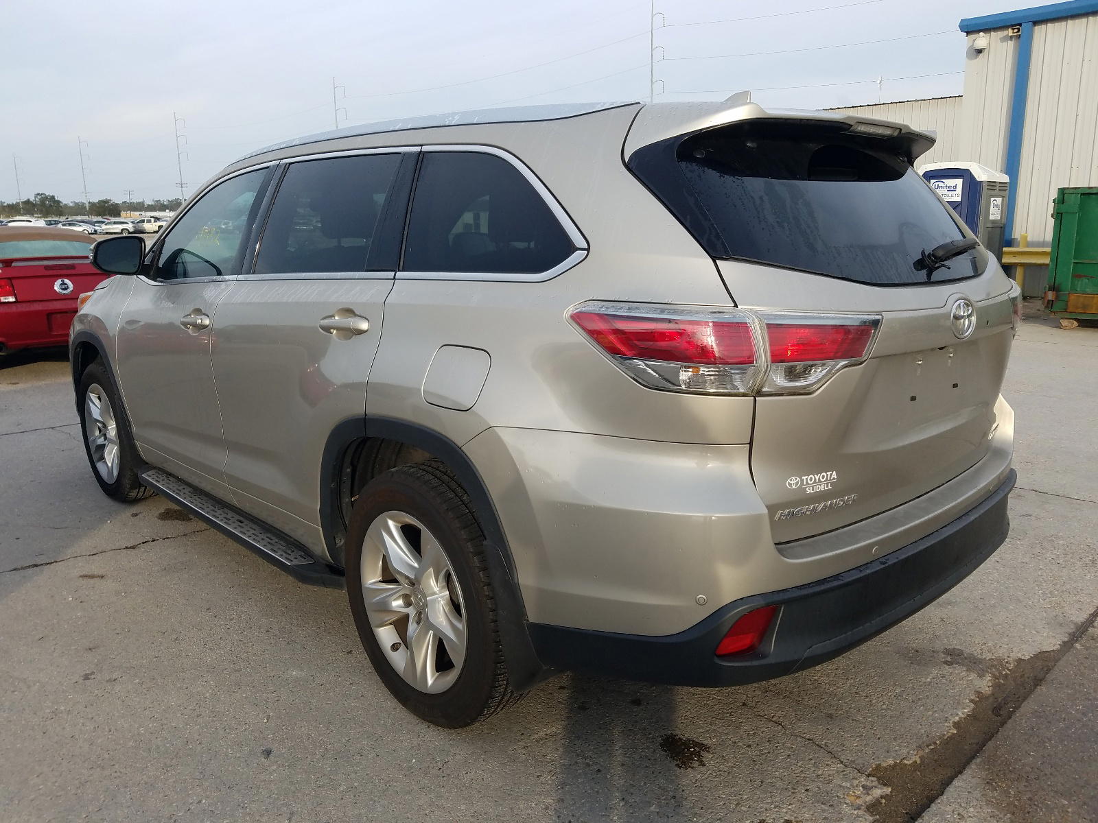 Photo 3 from auction – 2015 TOYOTA HIGHLANDER with VIN 5TDYKRFH5FS096406