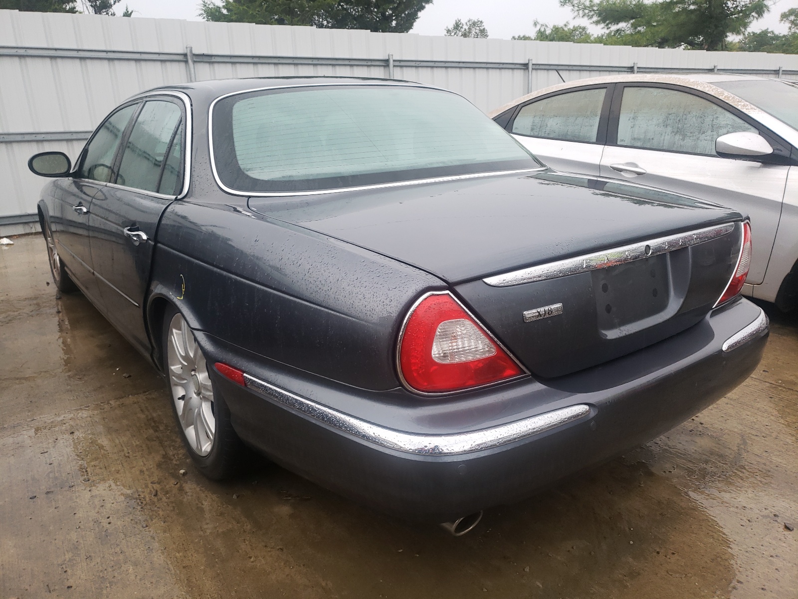 Photo 3 from auction – 2004 JAGUAR XJ8 with VIN SAJWA71C24SG16547