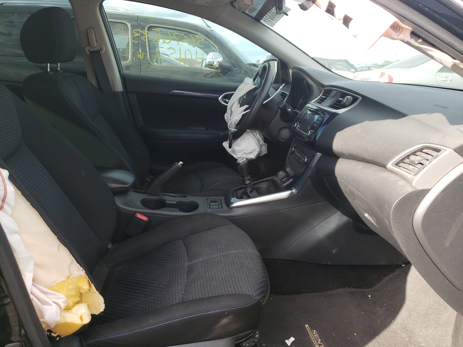 Photo 5 from auction – 2017 NISSAN SENTRA SR with VIN 3N1CB7AP4HY276231