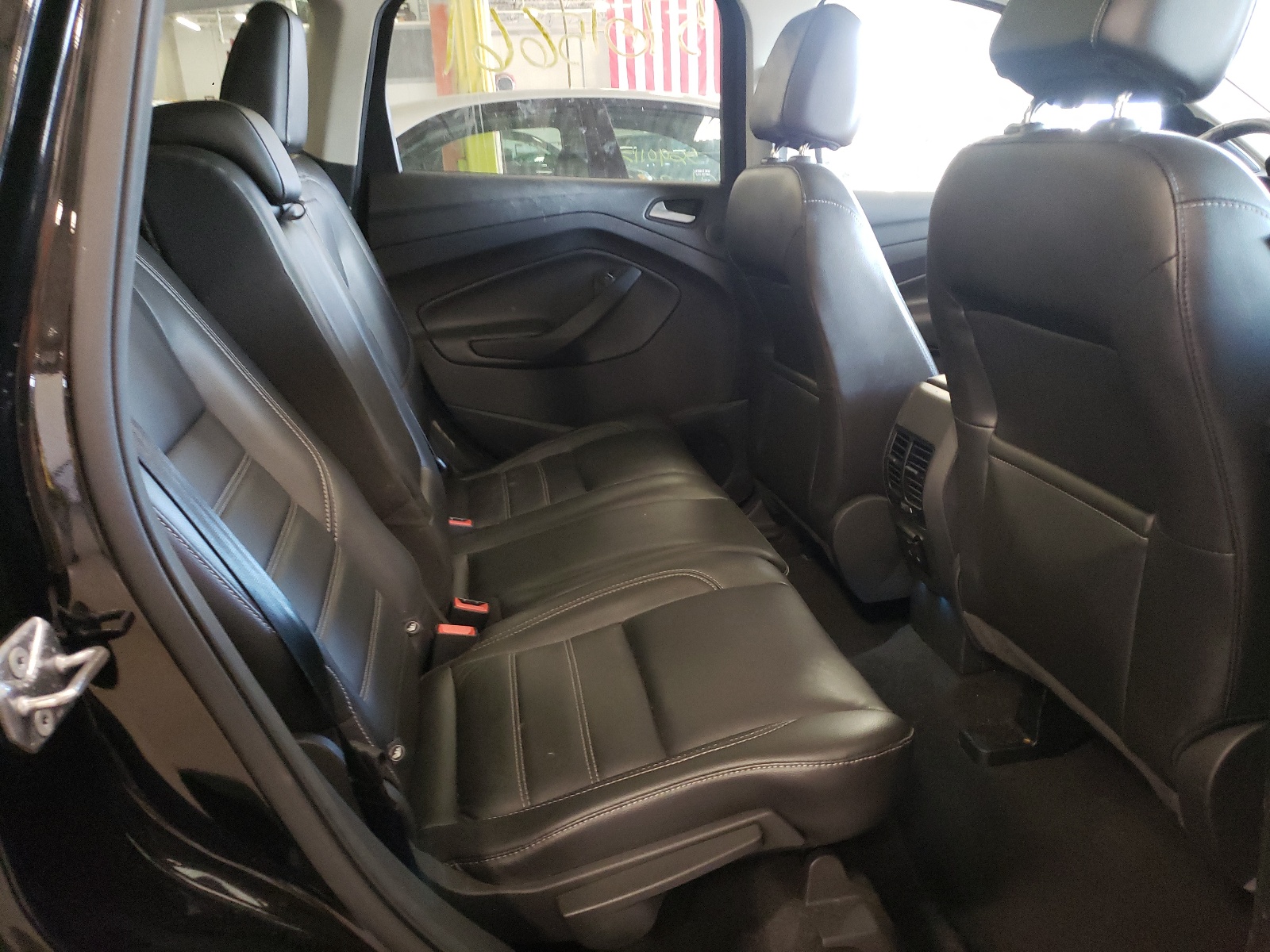 Photo 6 from auction – 2017 FORD ESCAPE TIT with VIN 1FMCU9J91HUA97681