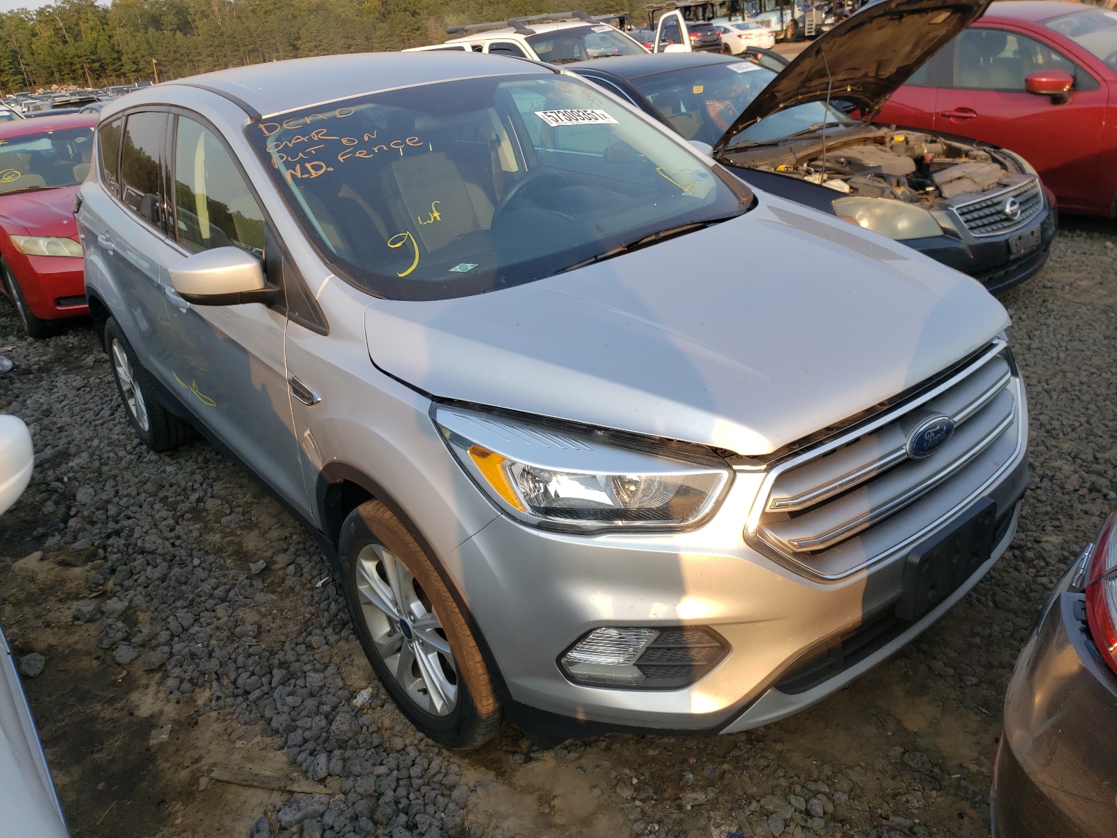 FORD ESCAPE SE 2017 with VIN 1FMCU0GD1HUE39802 - Photo from auction