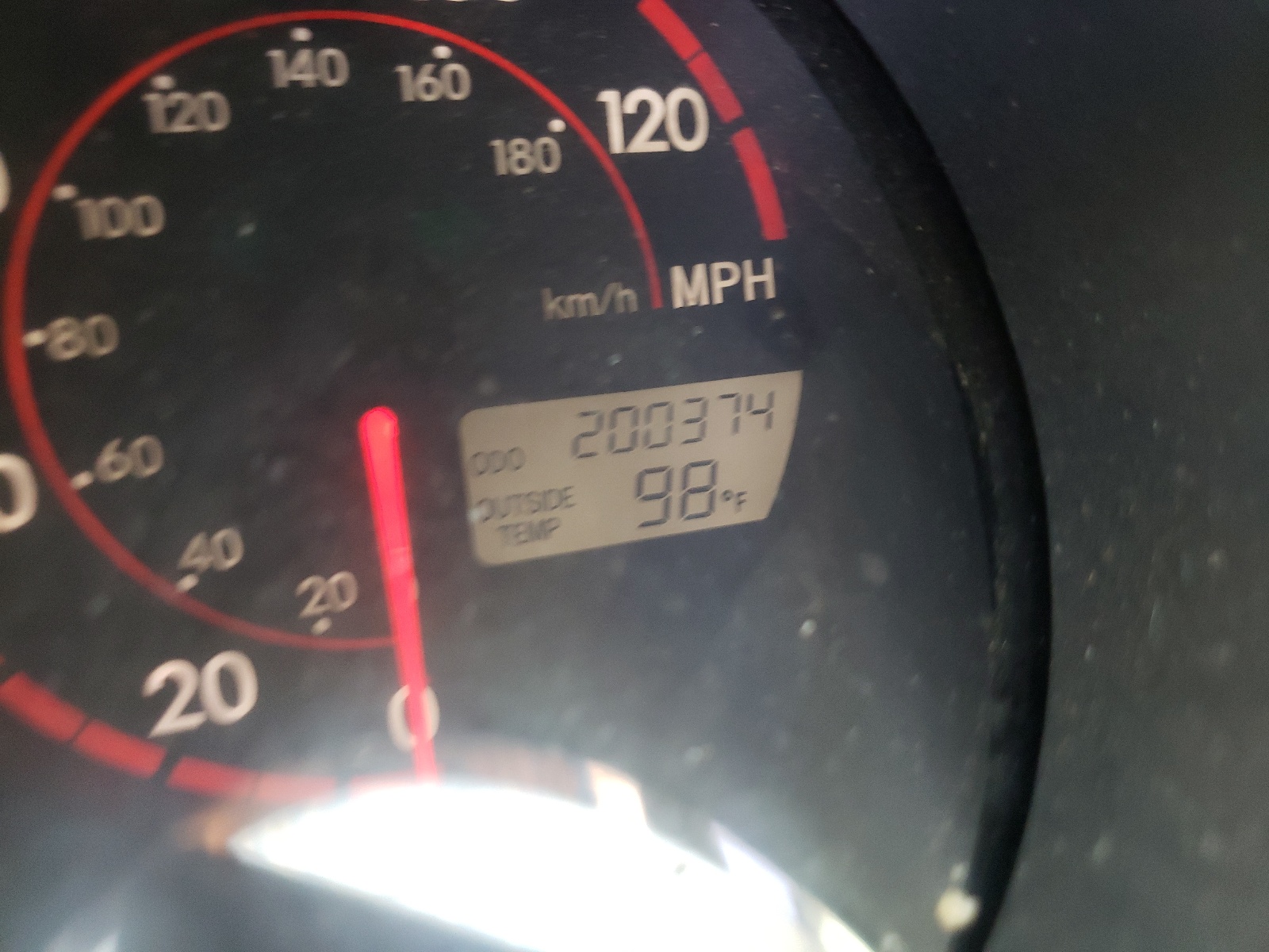 Photo 8 from auction – 2004 PONTIAC VIBE with VIN 5Y2SM62844Z431977