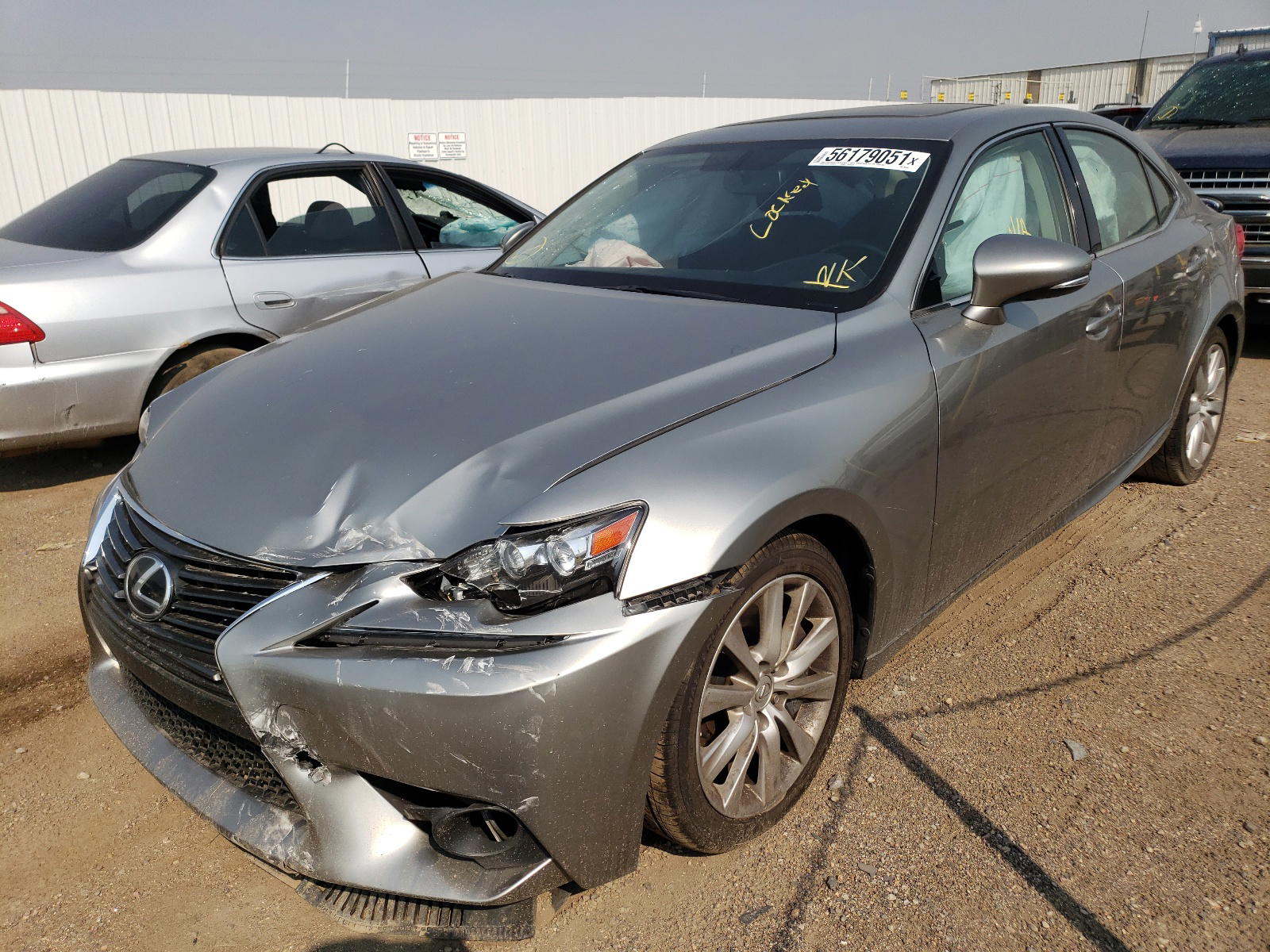Photo 2 from auction – 2016 LEXUS IS 300 with VIN JTHCM1D23G5004686