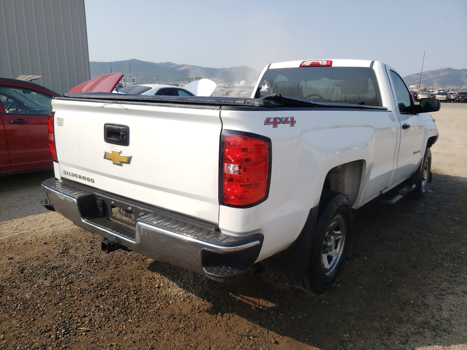 Photo 4 from auction – 2017 CHEVROLET SILVERADO with VIN 1GCNKNEC9HZ217103