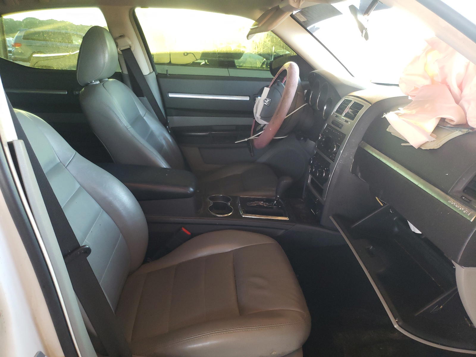 Photo 5 from auction – 2010 DODGE CHARGER SX with VIN 2B3CA3CV8AH143635