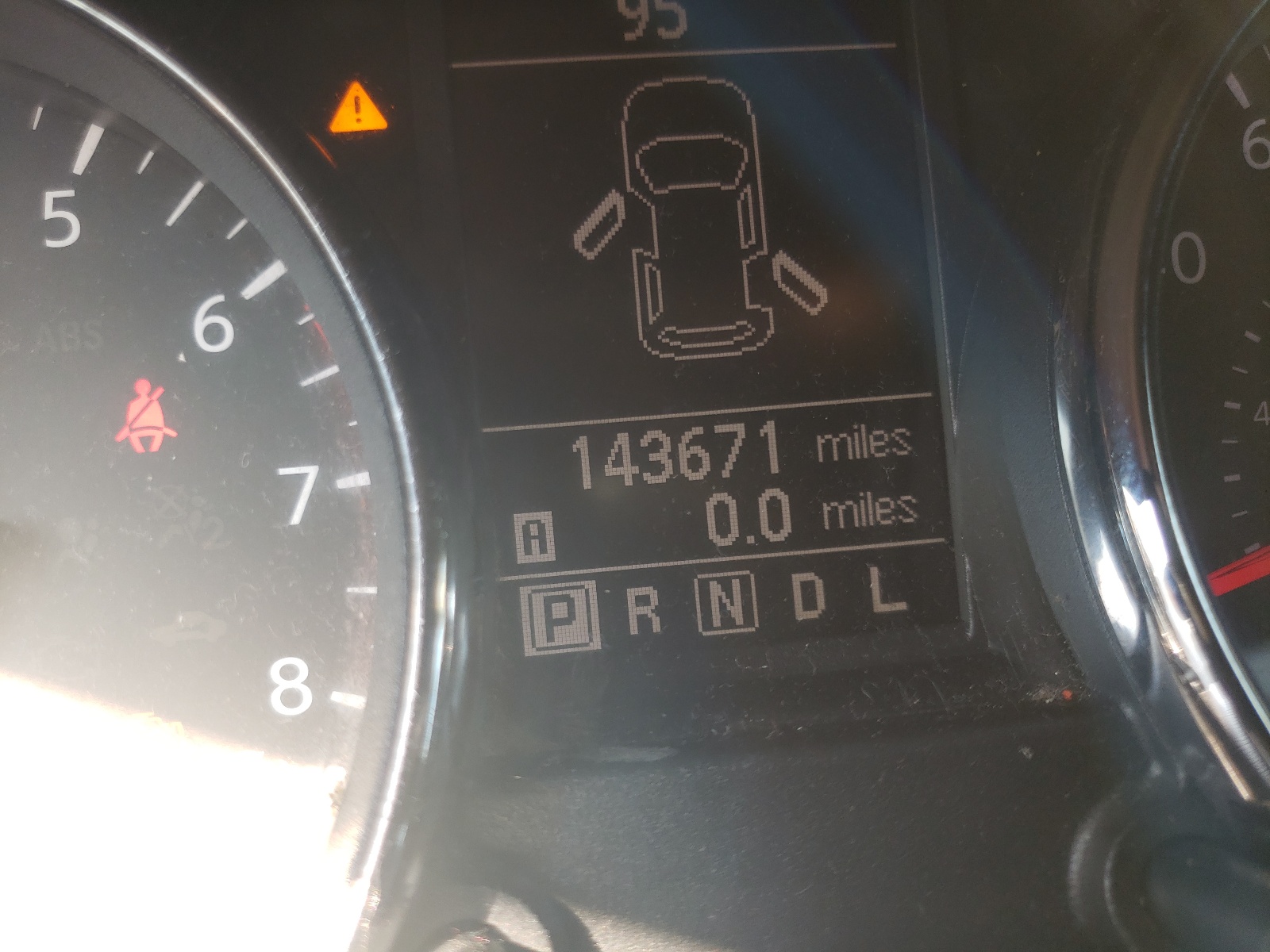 Photo 8 from auction – 2012 NISSAN ROGUE S with VIN JN8AS5MV0CW352552