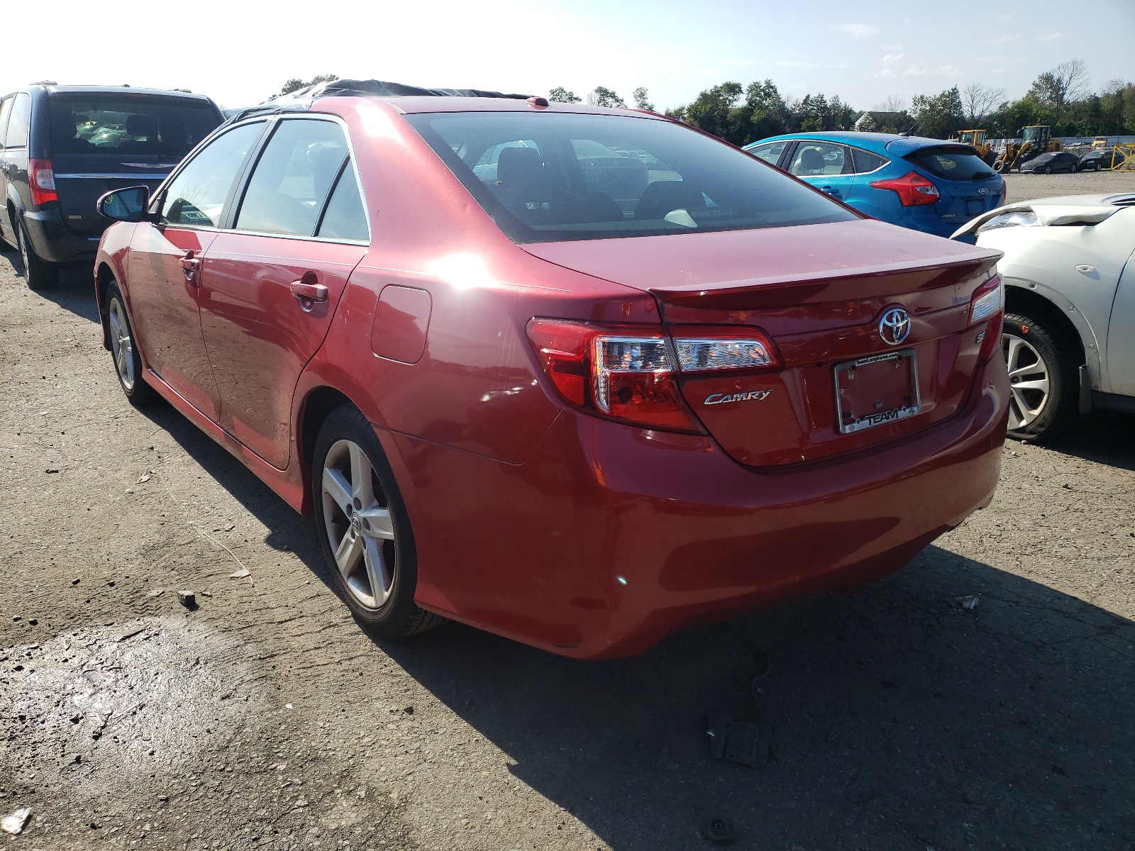 Photo 3 from auction – 2014 TOYOTA CAMRY L with VIN 4T1BF1FK9EU834253