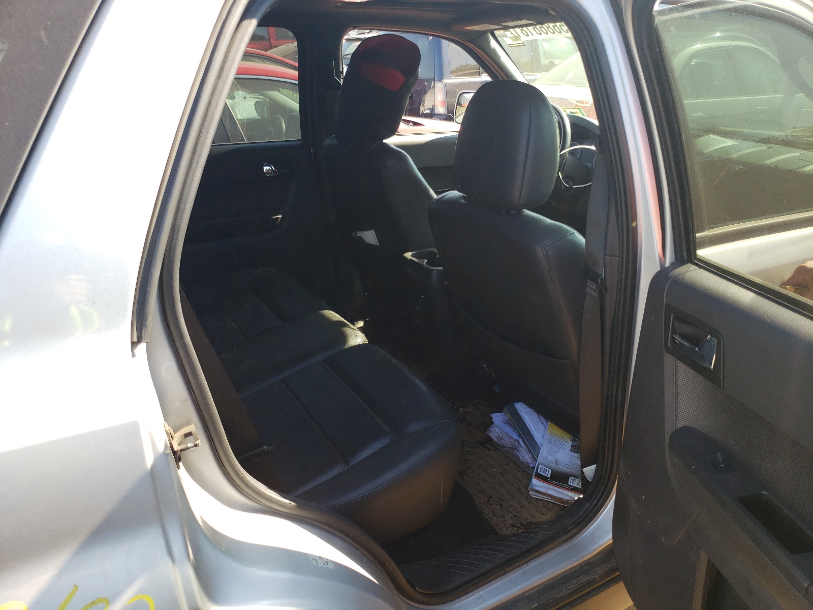 Zdjęcie 6 z aukcji – 2012 FORD ESCAPE LIM z VIN 1FMCU9E74CKC22556