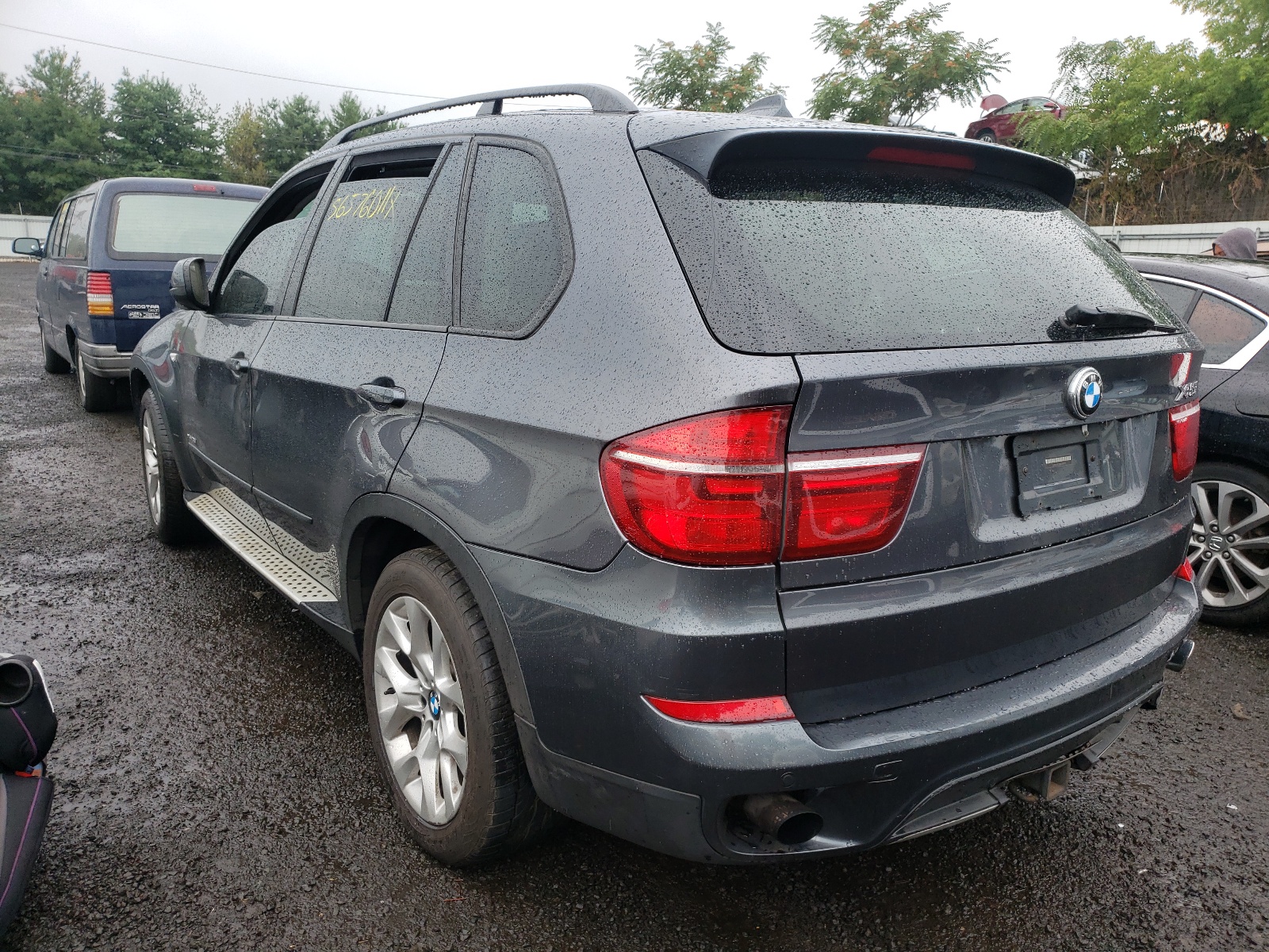 Photo 3 from auction – 2011 BMW X5 XDRIVE3 with VIN 5UXZV4C58BL410133