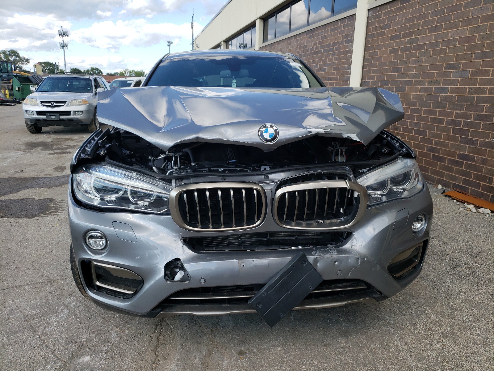 Photo 9 from auction – 2017 BMW X6 XDRIVE3 with VIN 5UXKU2C39H0U29582