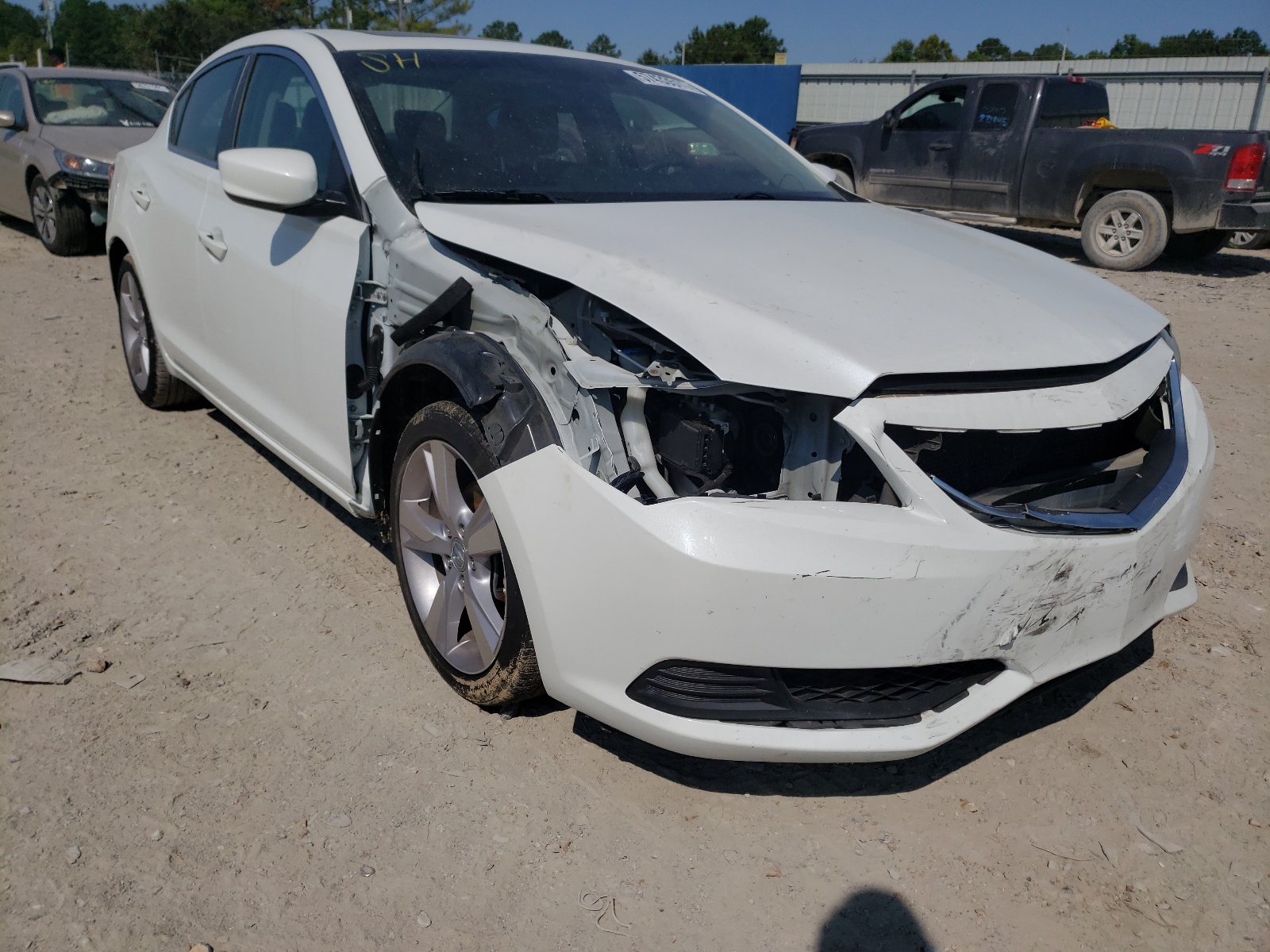 ACURA ILX 20 2015 with VIN 19VDE1F32FE000827 - Photo from auction