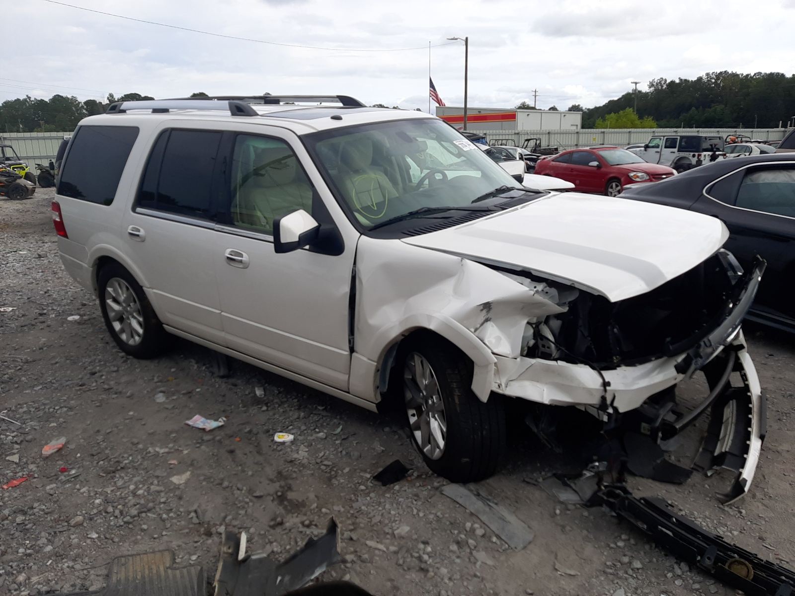 FORD EXPEDITION 2016 with VIN 1FMJU1KT7GEF21957 - Photo from auction
