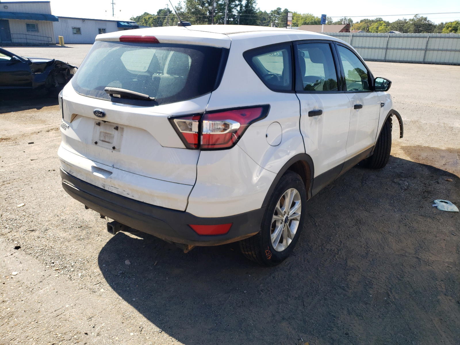 Photo 4 from auction – 2018 FORD ESCAPE S with VIN 1FMCU0F79JUB83233