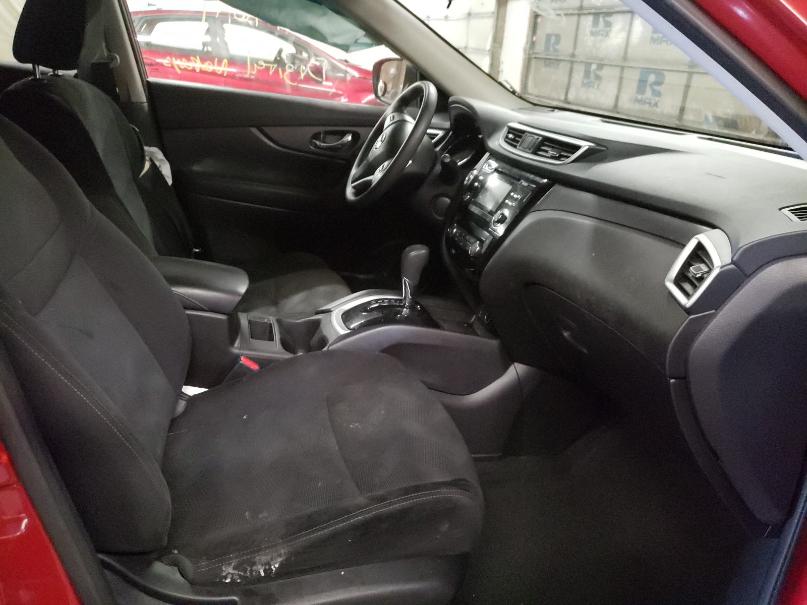 Photo 5 from auction – 2014 NISSAN ROGUE S with VIN 5N1AT2MV5EC790202