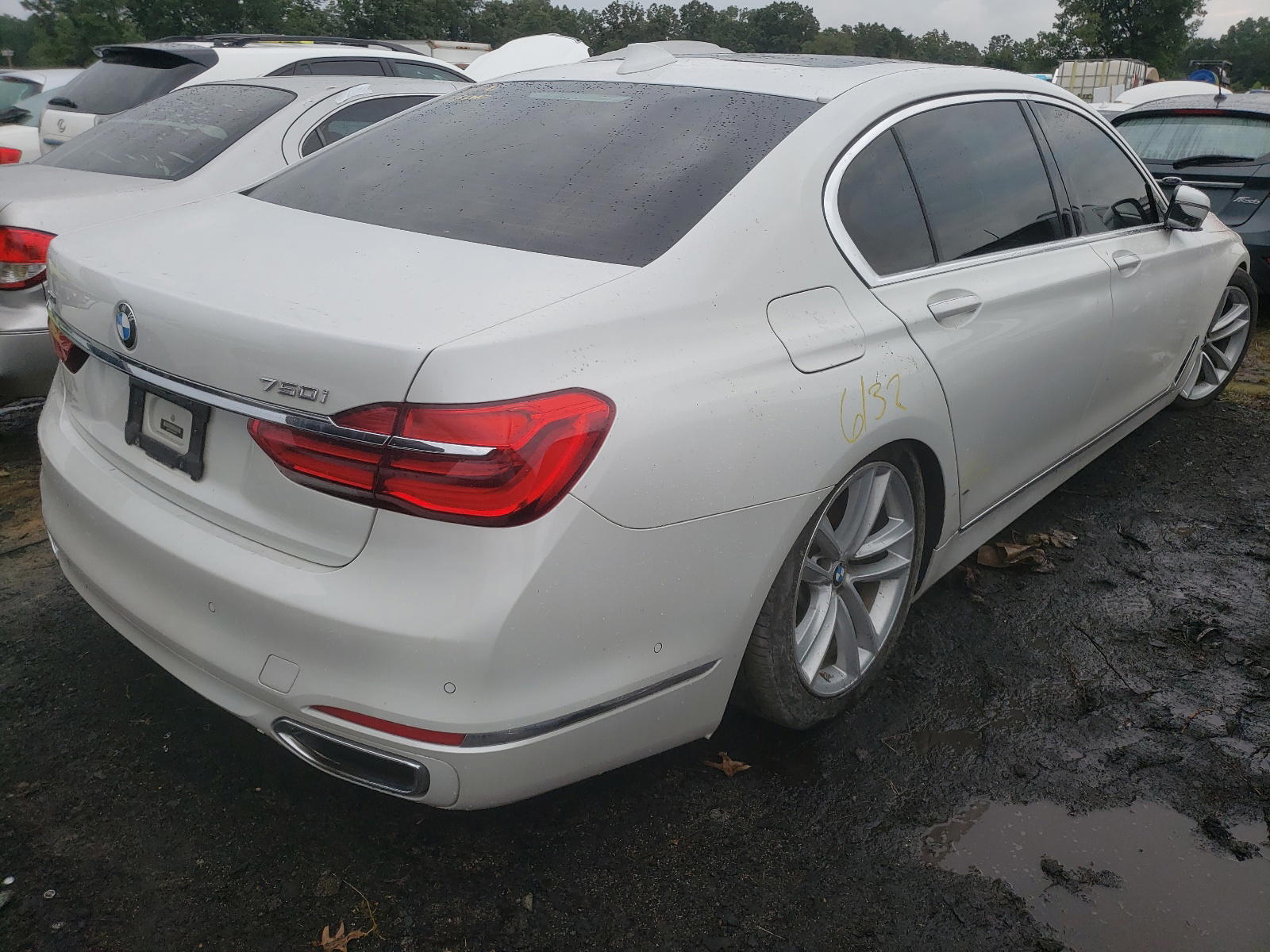 Photo 4 from auction – 2016 BMW 7 SERIES with VIN WBA7F2C56GG419890