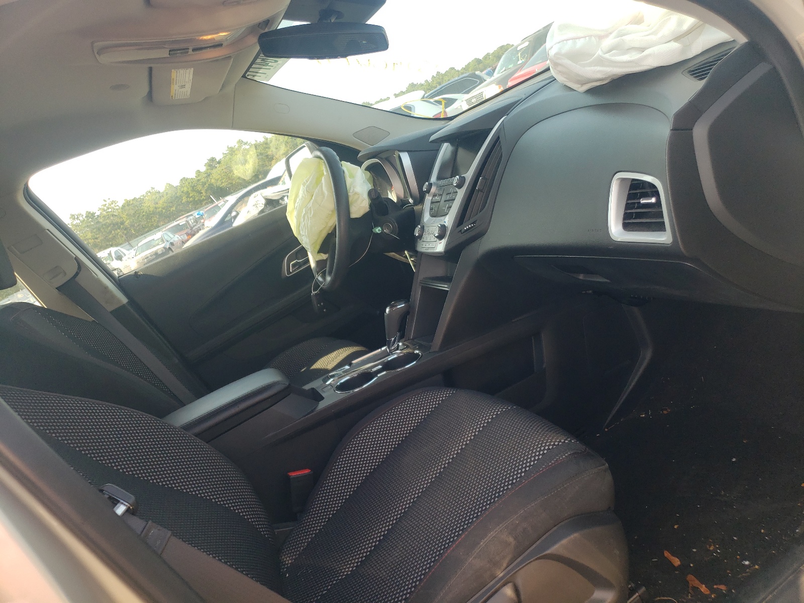 Photo 5 from auction – 2016 CHEVROLET EQUINOX LS with VIN 2GNALBEK2G1140865