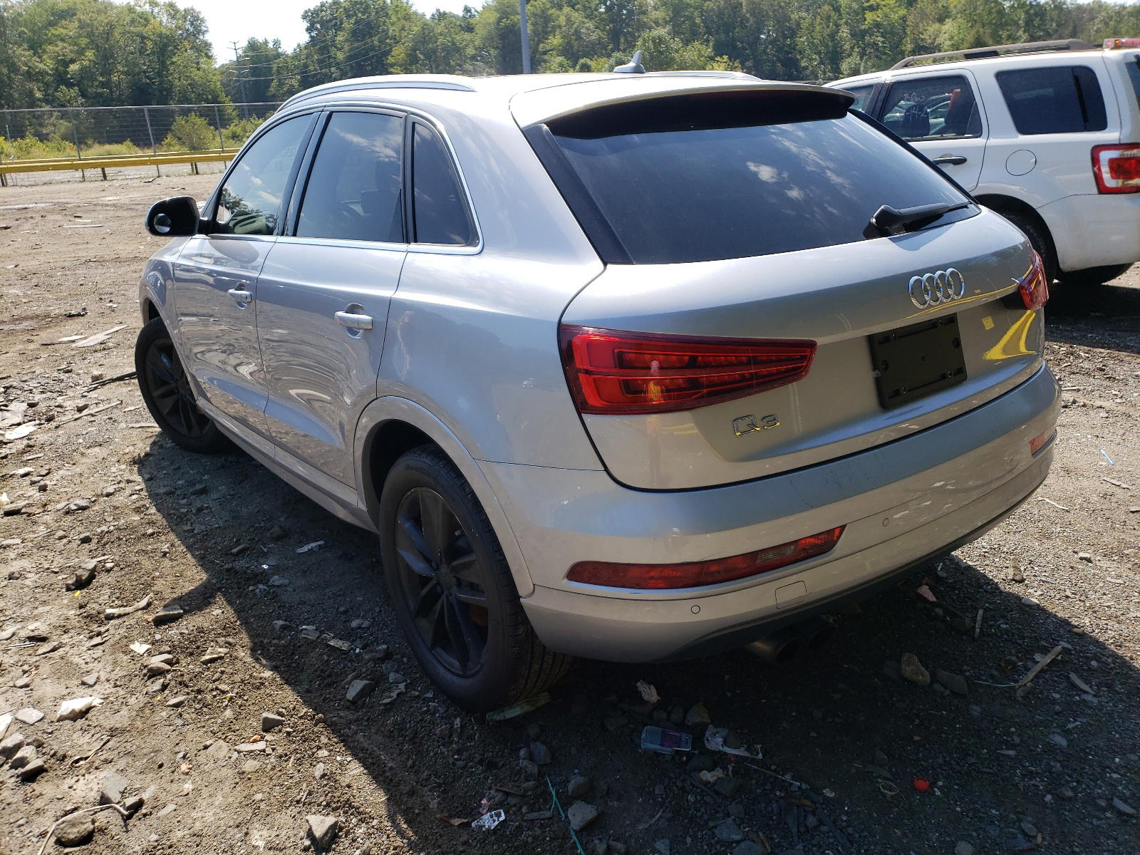 Photo 3 from auction – 2016 AUDI Q3 PREMIUM with VIN WA1BFCFS5GR019726