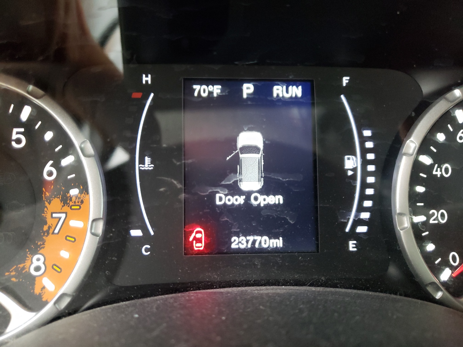 Photo 8 from auction – 2017 JEEP RENEGADE L with VIN ZACCJBBBXHPG13706