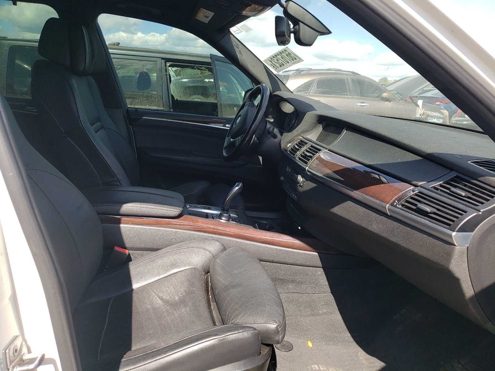 Photo 5 from auction – 2012 BMW X5 XDRIVE3 with VIN 5UXZV4C52CL764375